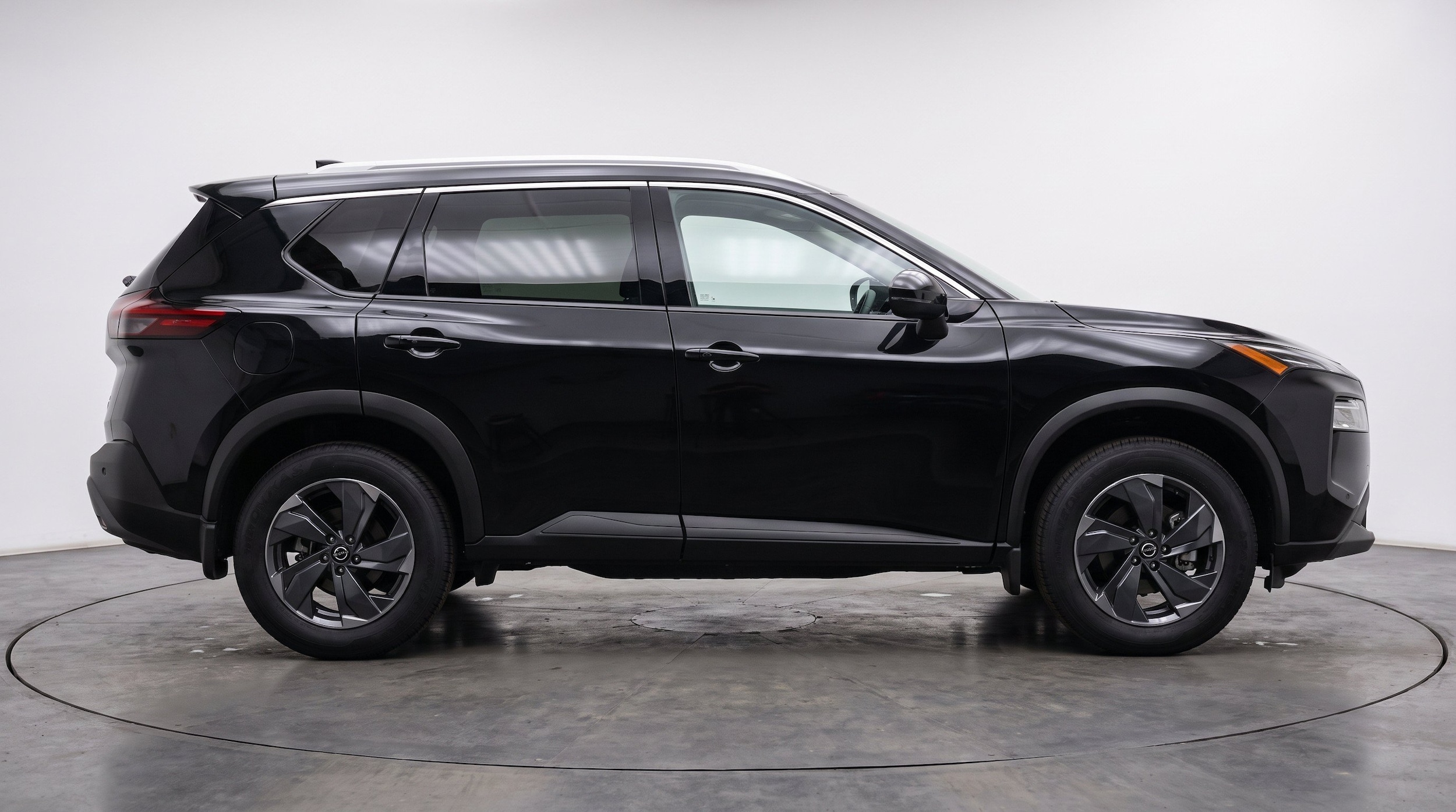 Thumbnail: 2025 Nissan Rogue - 10
