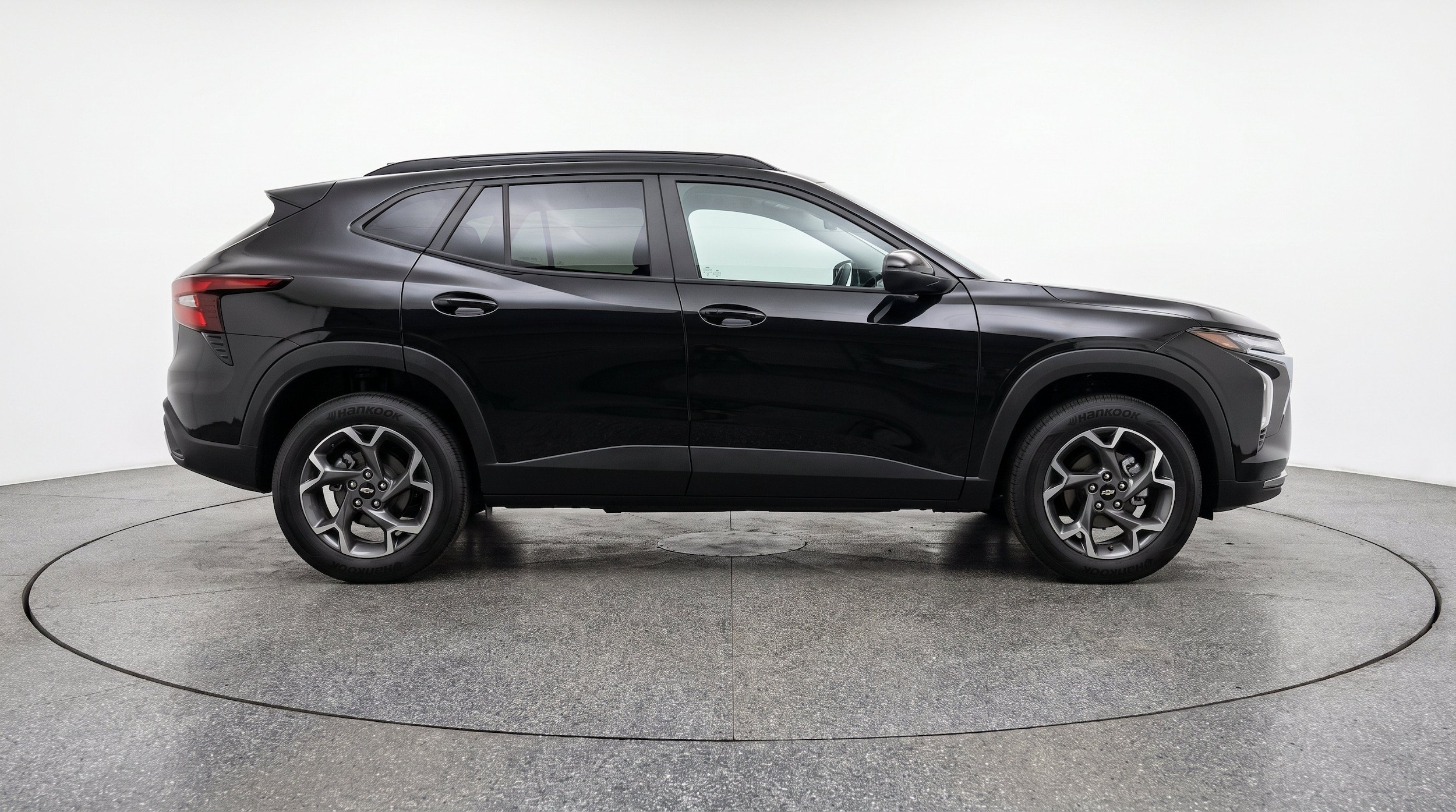 Thumbnail: 2025 Chevrolet Trax - 10