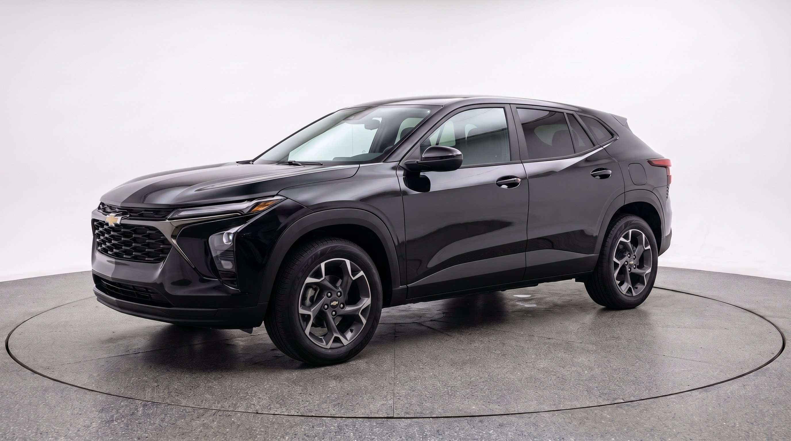 Thumbnail: 2025 Chevrolet Trax - 3