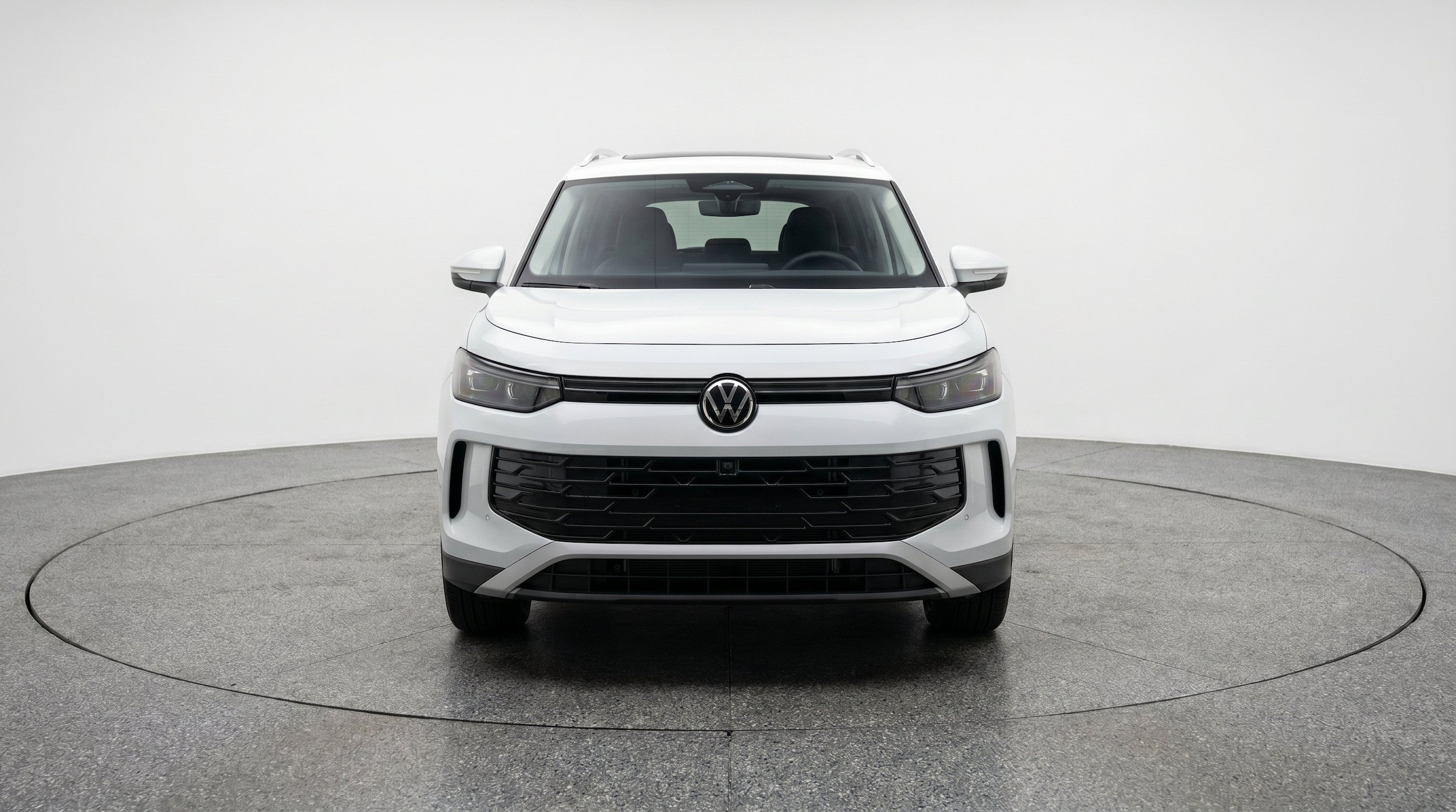 Thumbnail: 2026 Volkswagen Tiguan - 2