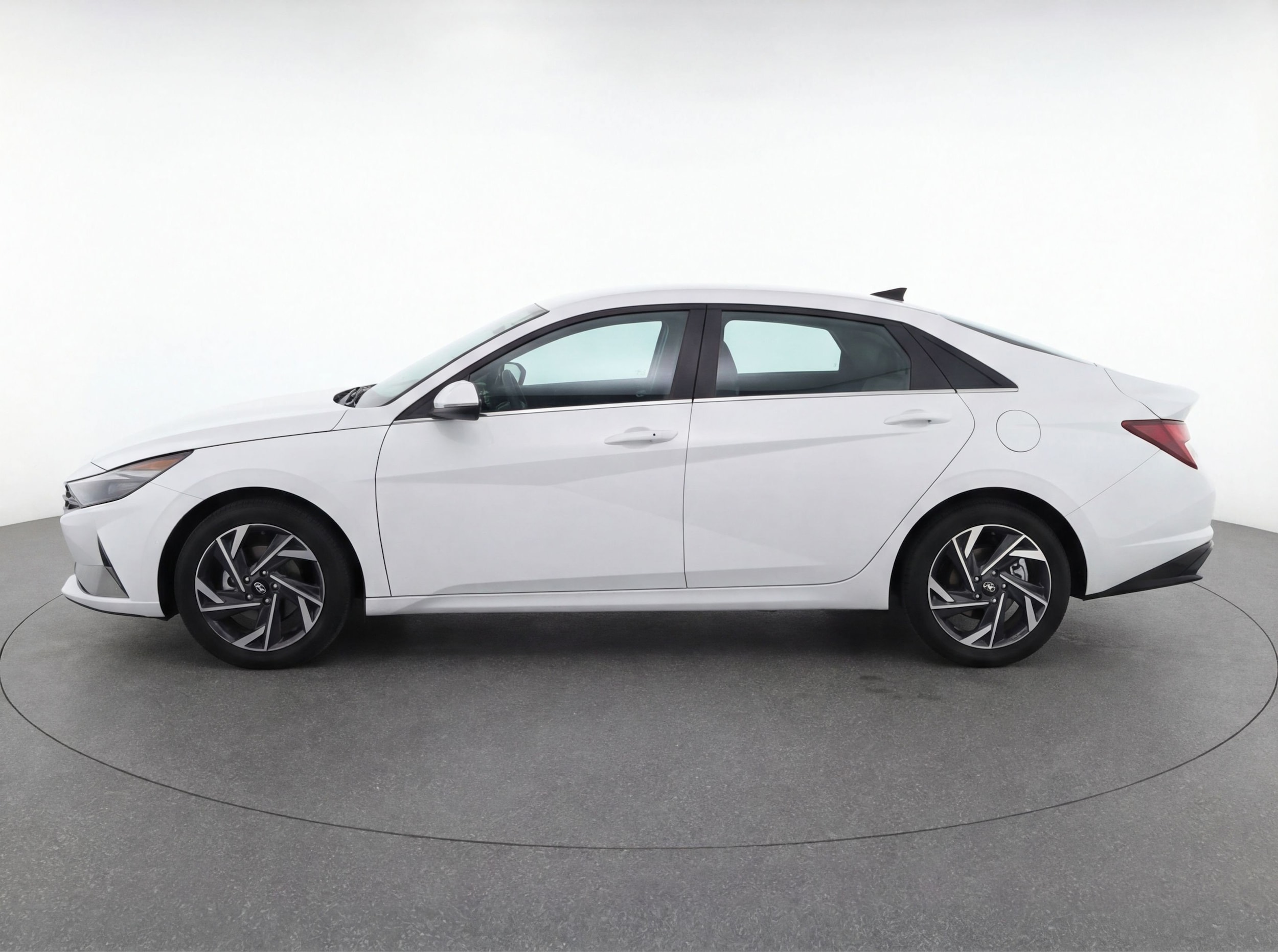 Thumbnail: 2025 Hyundai Elantra - 5