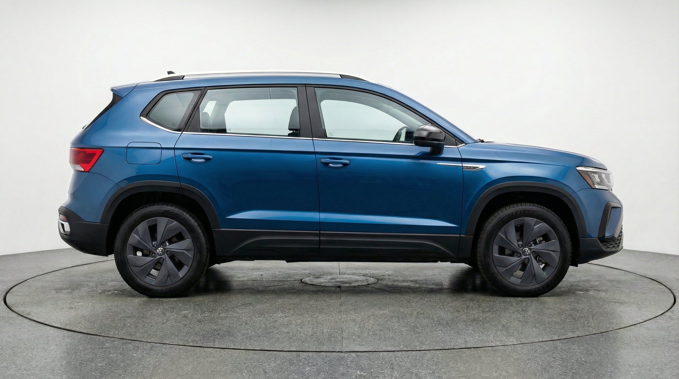 Thumbnail: 2026 Volkswagen Taos - 11