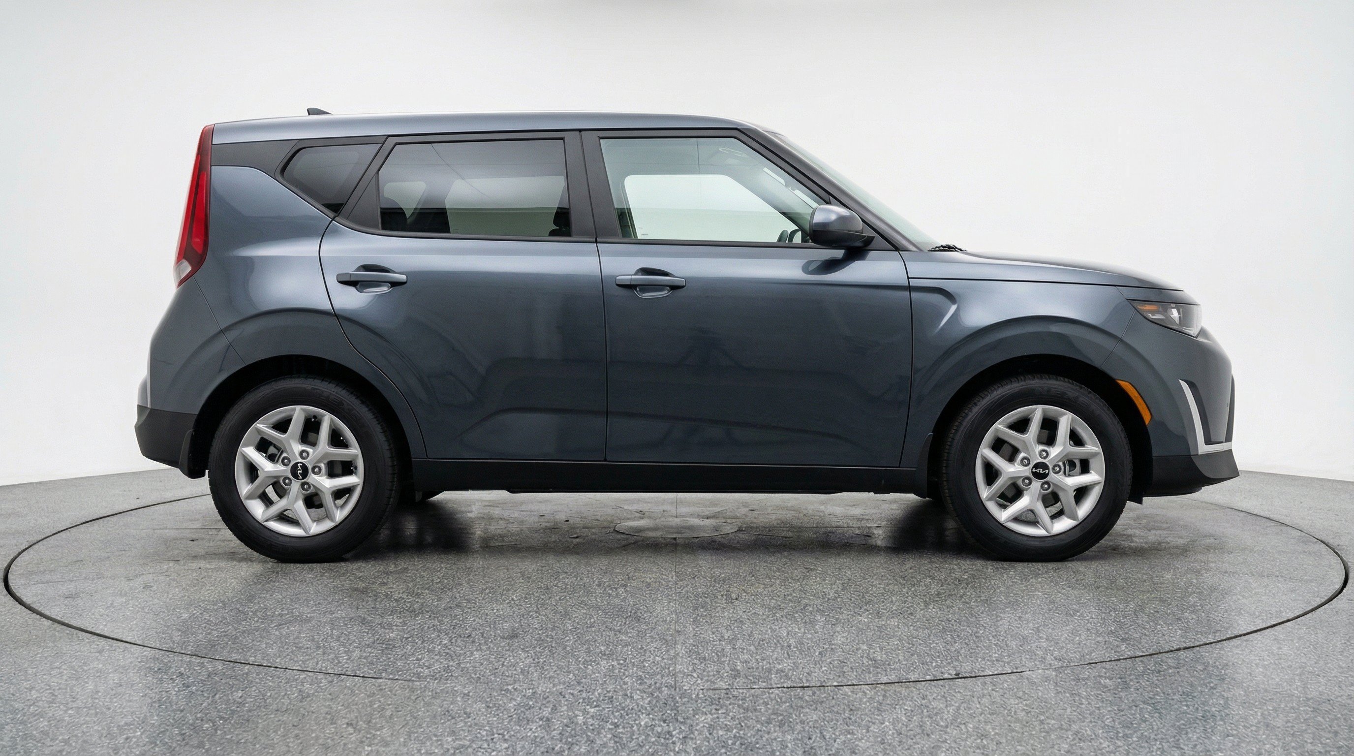 Thumbnail: 2025 Kia Soul - 10