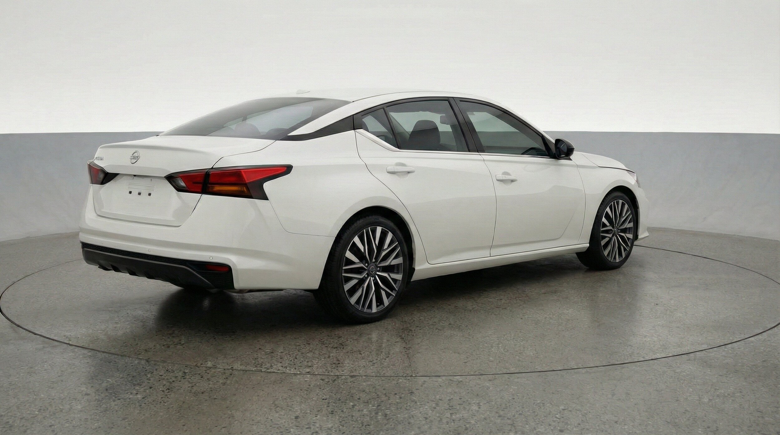 Thumbnail: 2025 Nissan Altima - 9