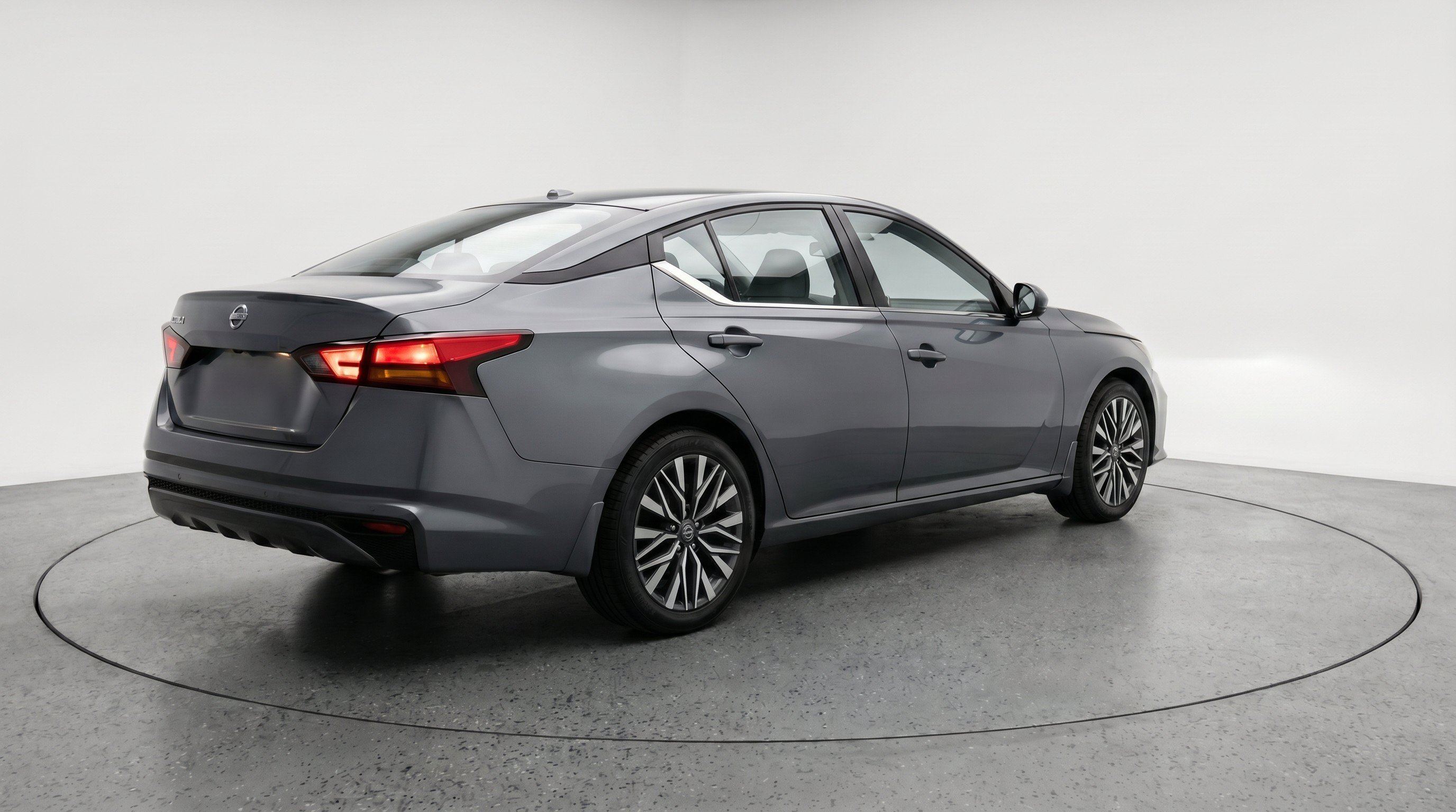 Thumbnail: 2025 Nissan Altima - 9