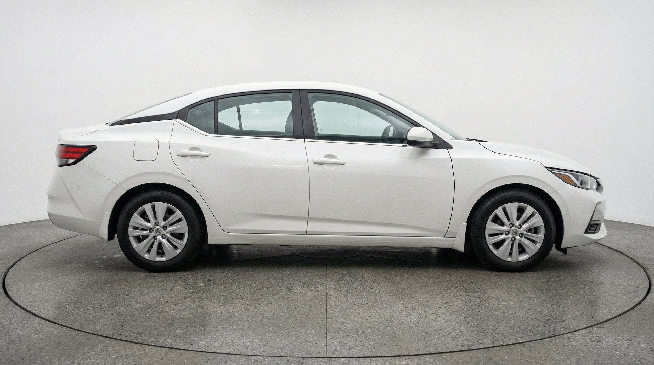 Thumbnail: 2025 Nissan Sentra - 10