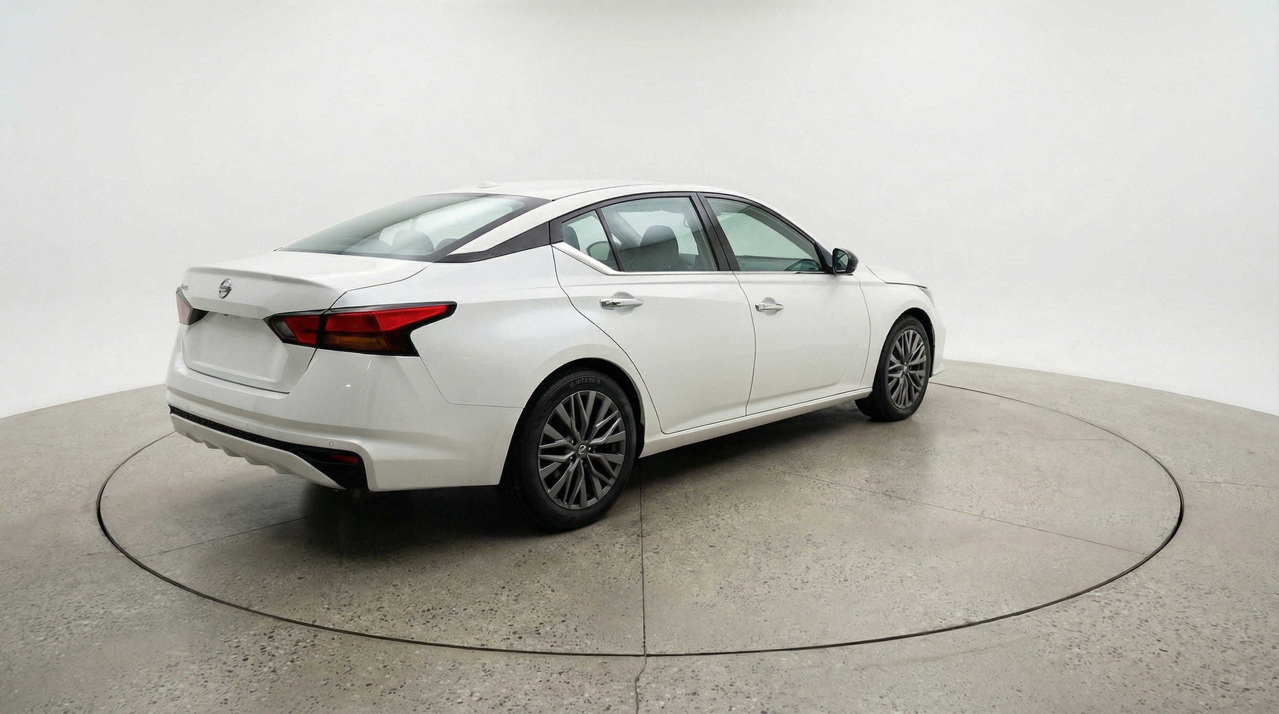 Thumbnail: 2025 Nissan Altima - 9