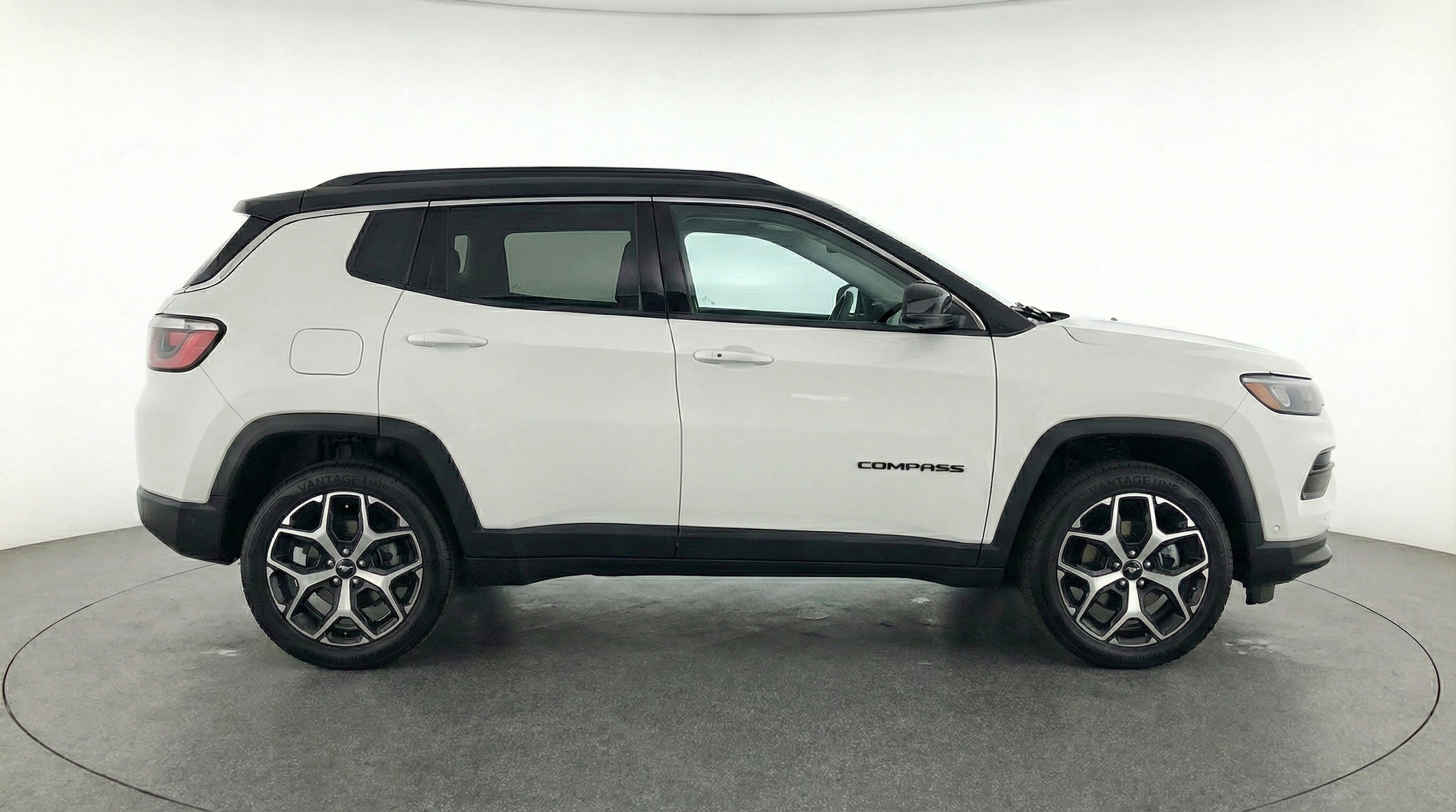 Thumbnail: 2025 Jeep Compass - 10