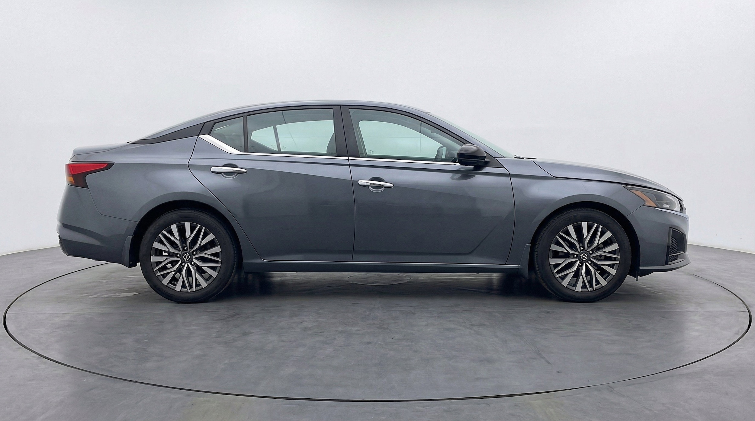 Thumbnail: 2025 Nissan Altima - 10