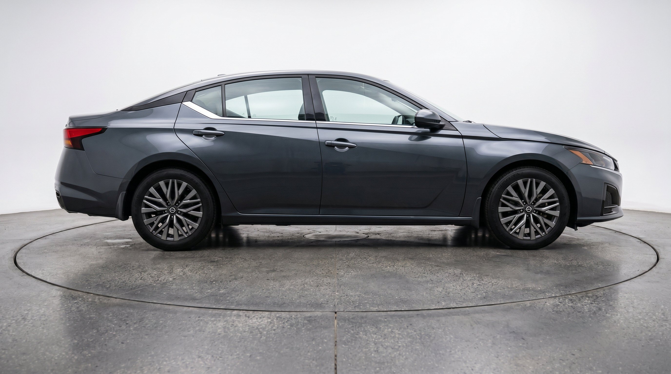Thumbnail: 2025 Nissan Altima - 10