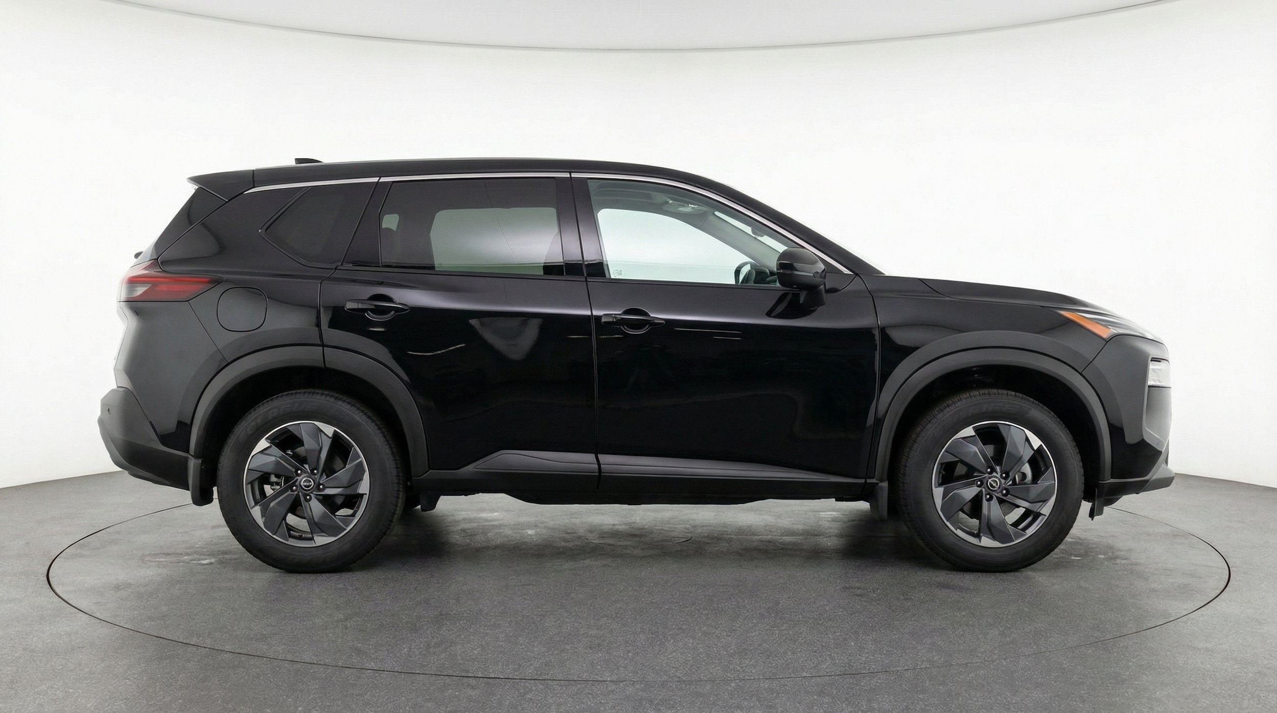 Thumbnail: 2025 Nissan Rogue - 10