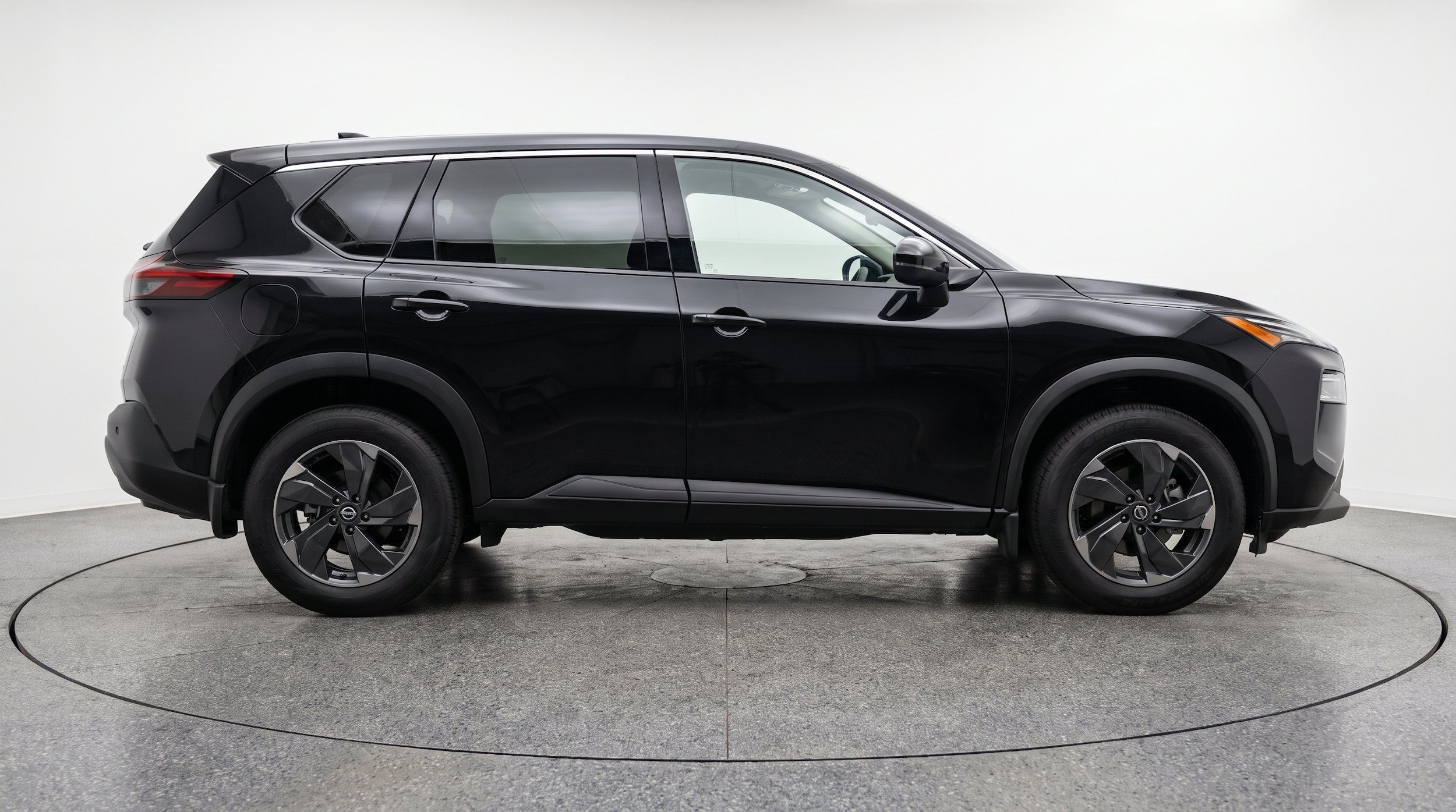 Thumbnail: 2025 Nissan Rogue - 10