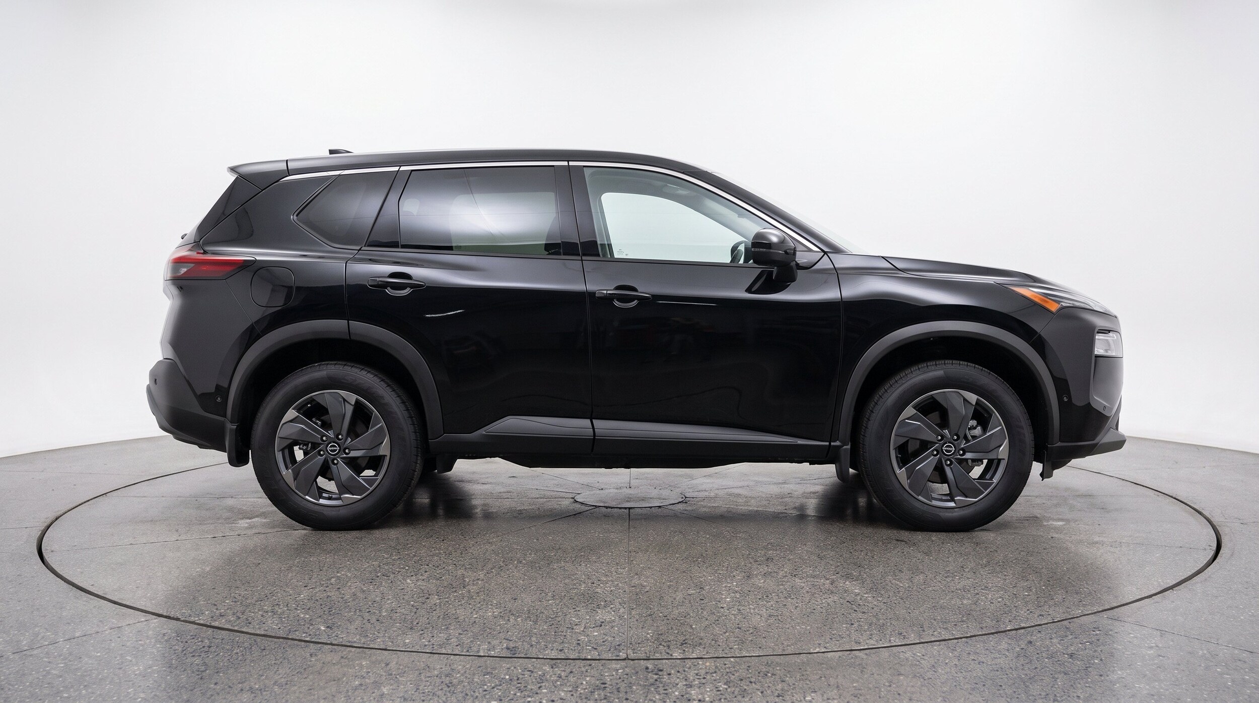 Thumbnail: 2025 Nissan Rogue - 10