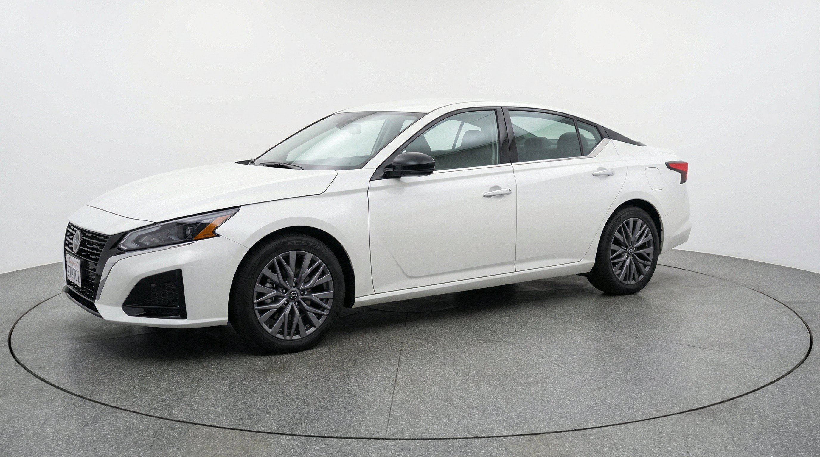 Thumbnail: 2025 Nissan Altima - 3