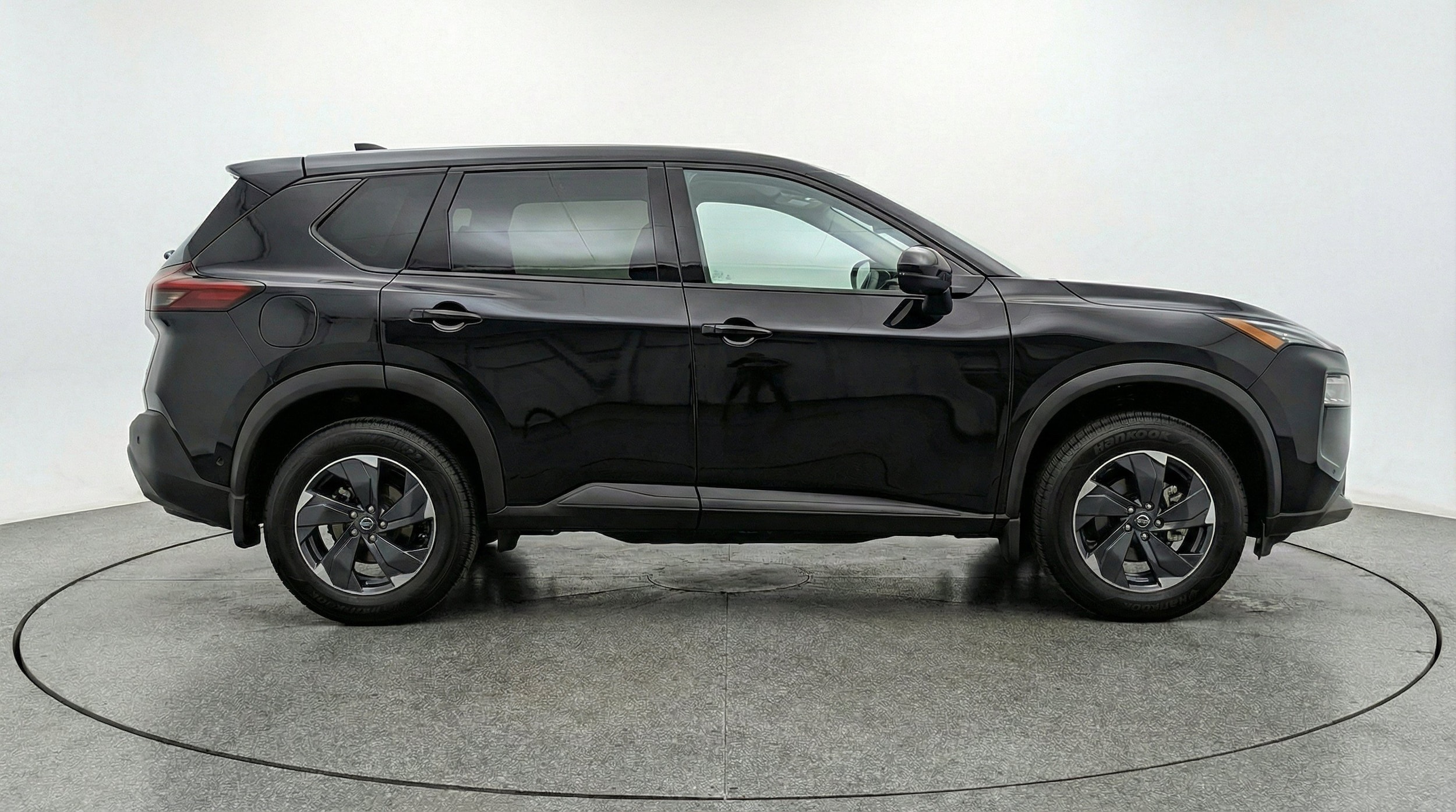 Thumbnail: 2025 Nissan Rogue - 10