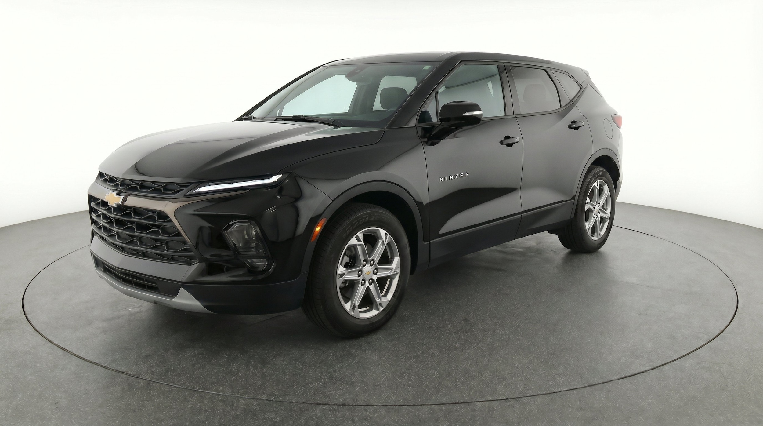 Thumbnail: 2025 Chevrolet Blazer - 3
