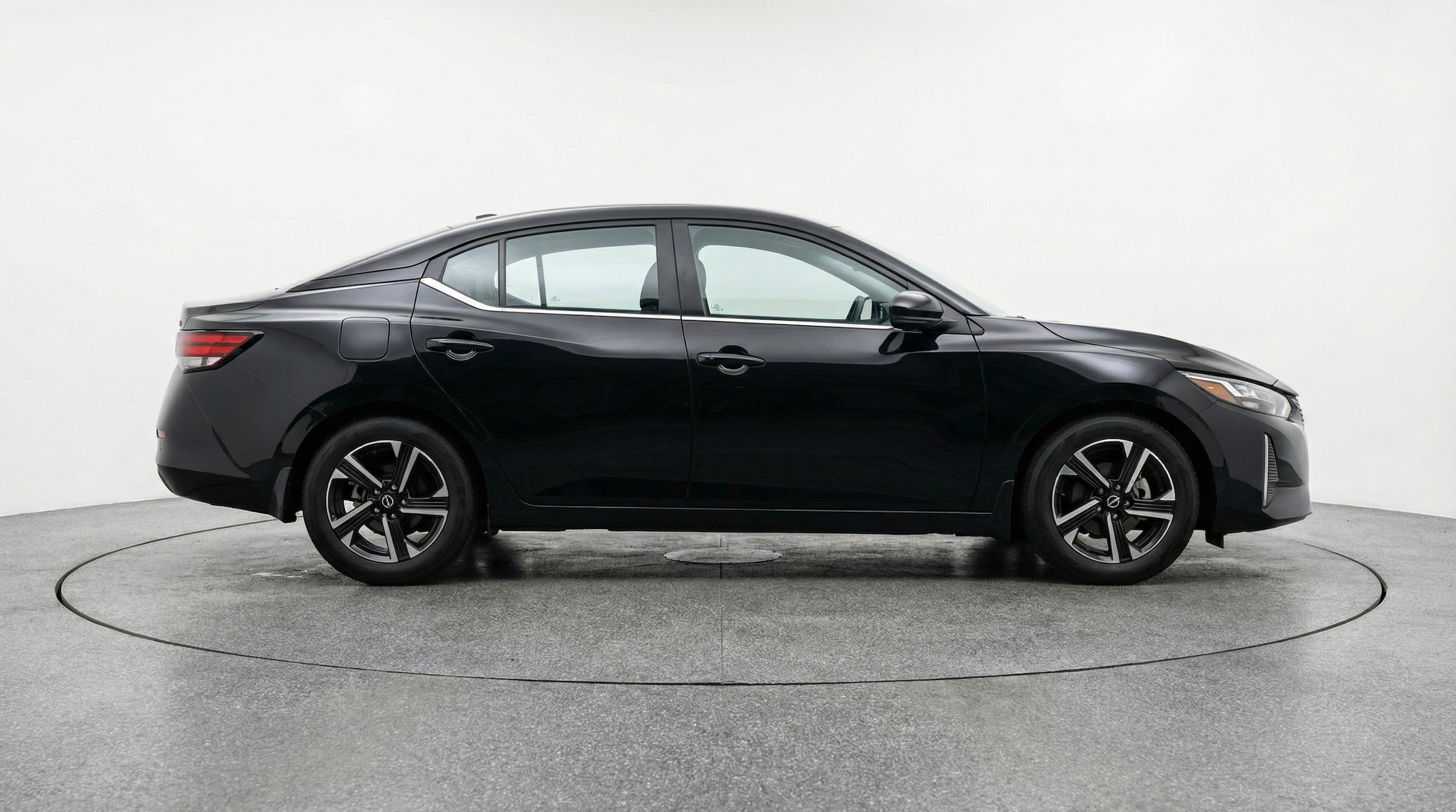Thumbnail: 2025 Nissan Sentra - 11