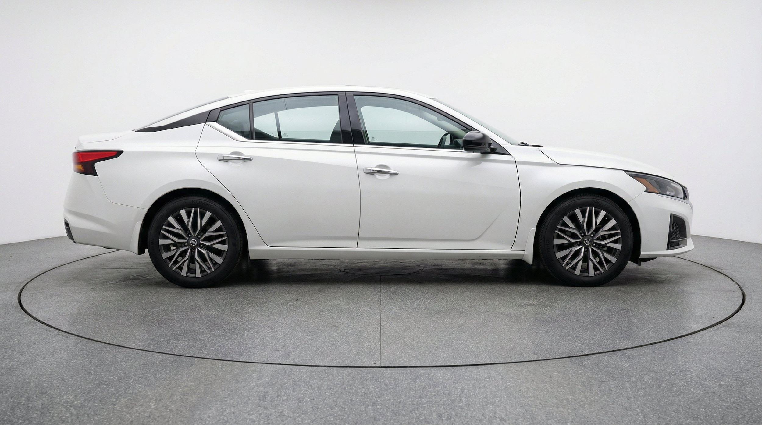 Thumbnail: 2025 Nissan Altima - 11
