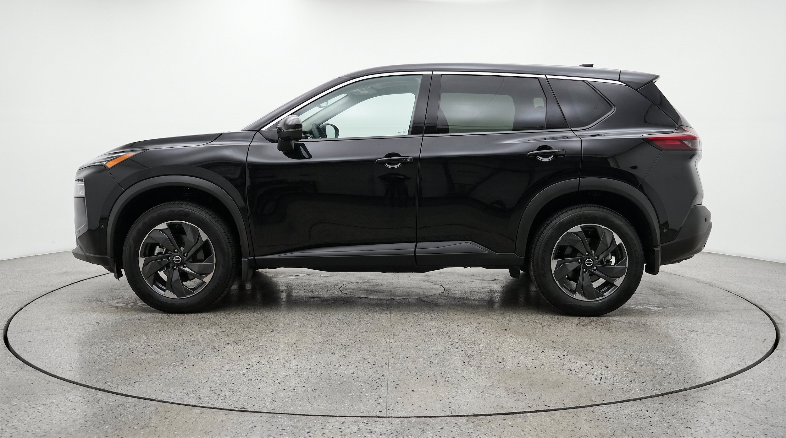 Thumbnail: 2025 Nissan Rogue - 5