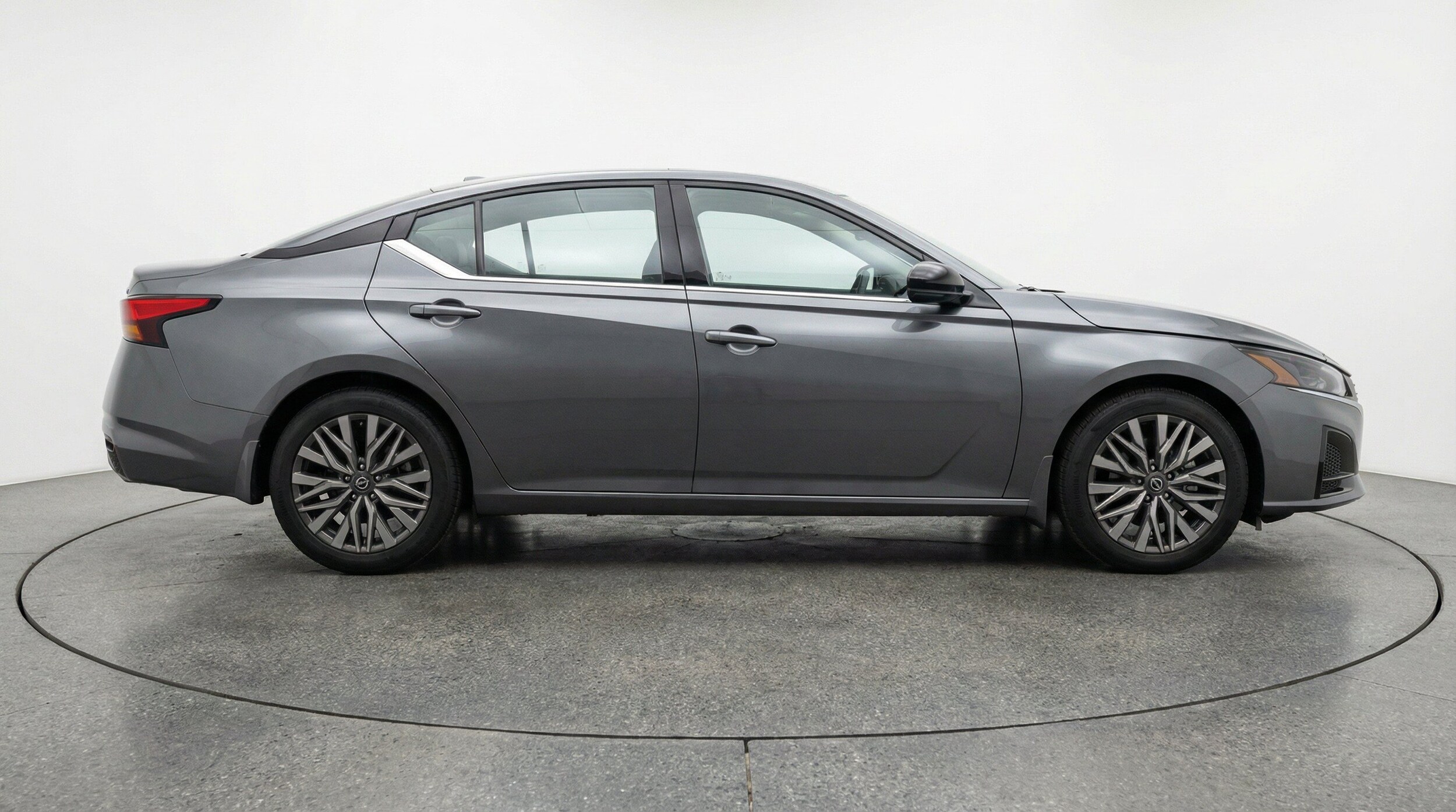 Thumbnail: 2025 Nissan Altima - 10