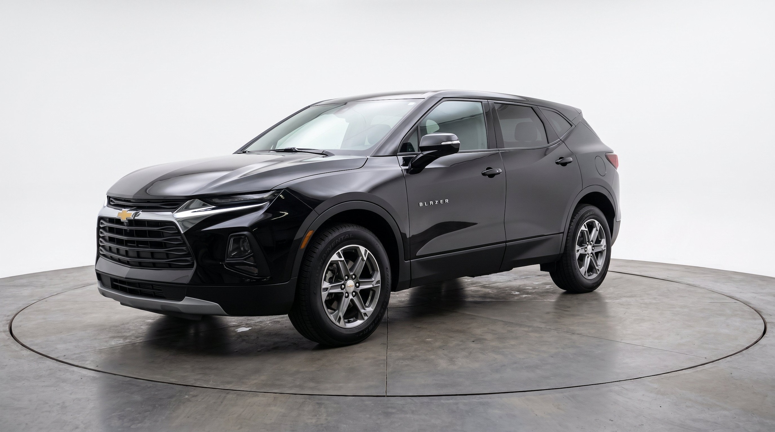 Thumbnail: 2026 Chevrolet Blazer - 3