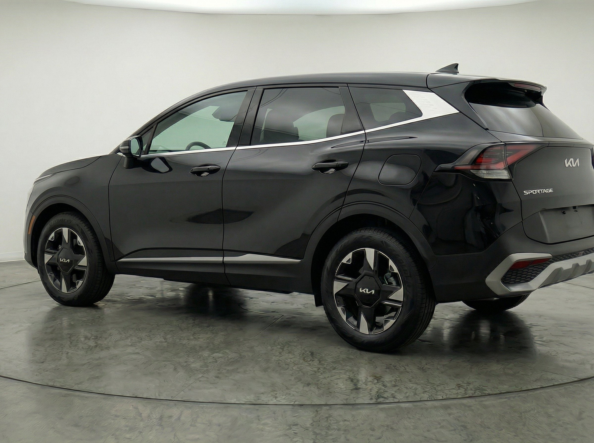 Thumbnail: 2026 Kia Sportage - 6
