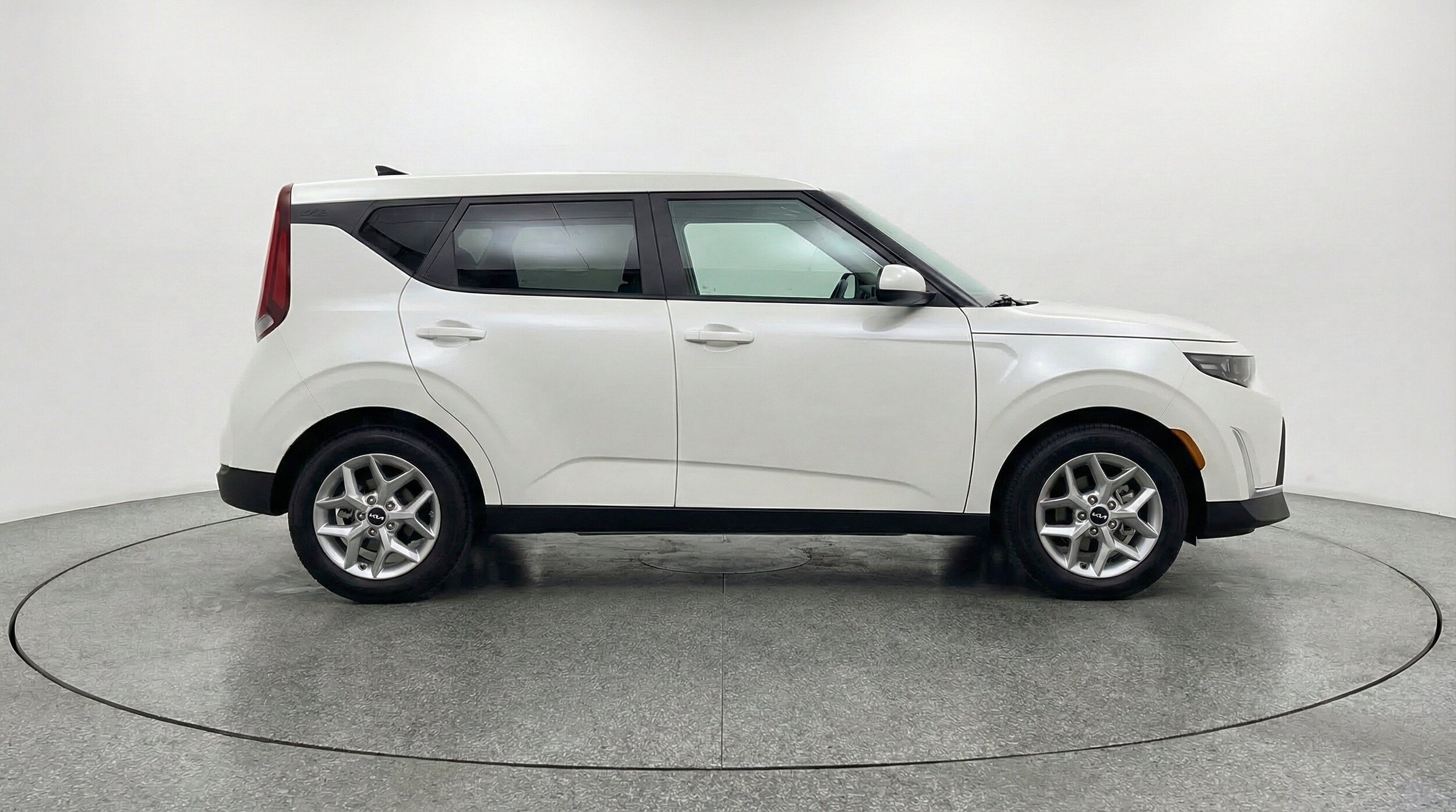 Thumbnail: 2025 Kia Soul - 10