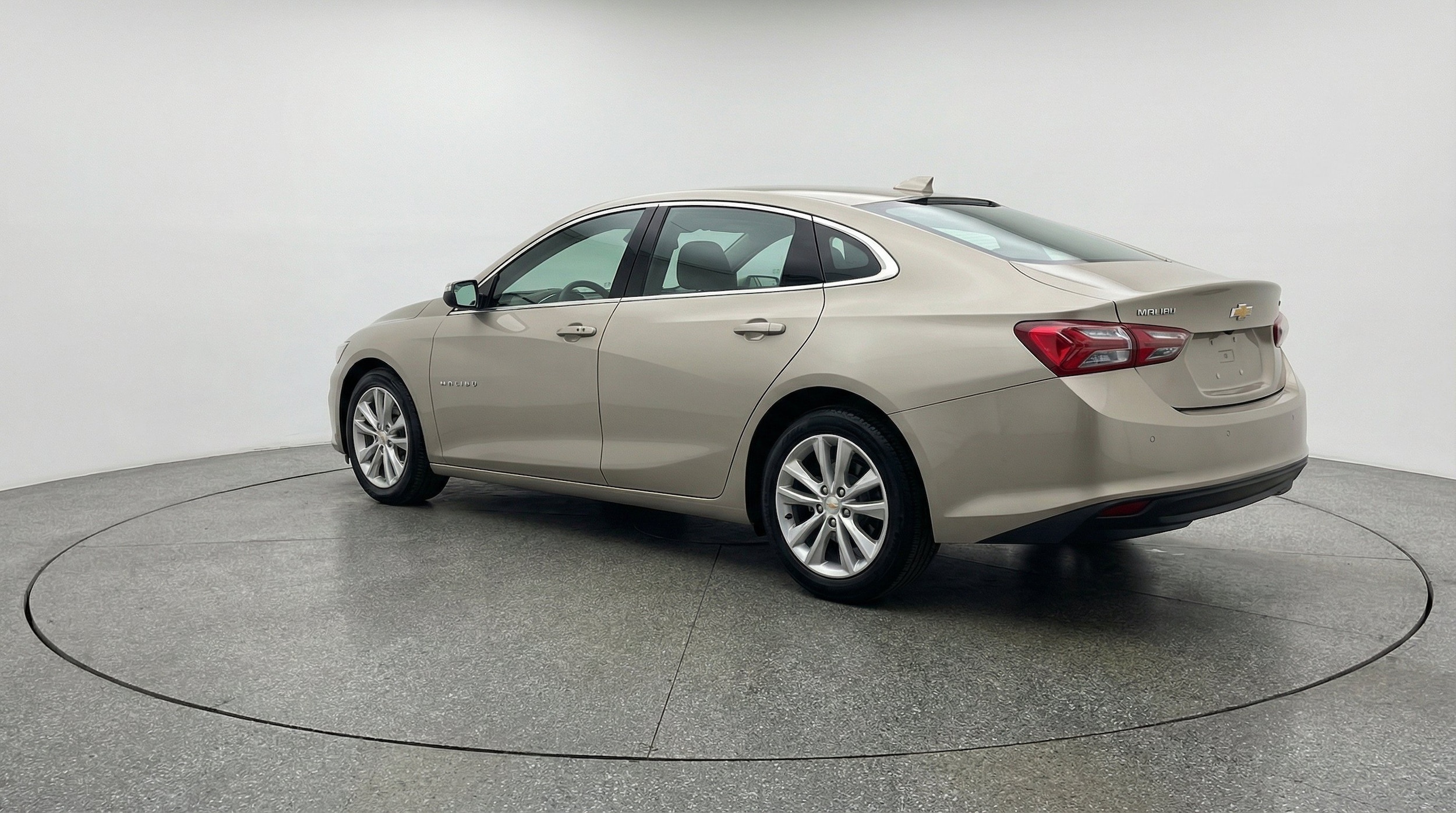 Thumbnail: 2023 Chevrolet Malibu - 6