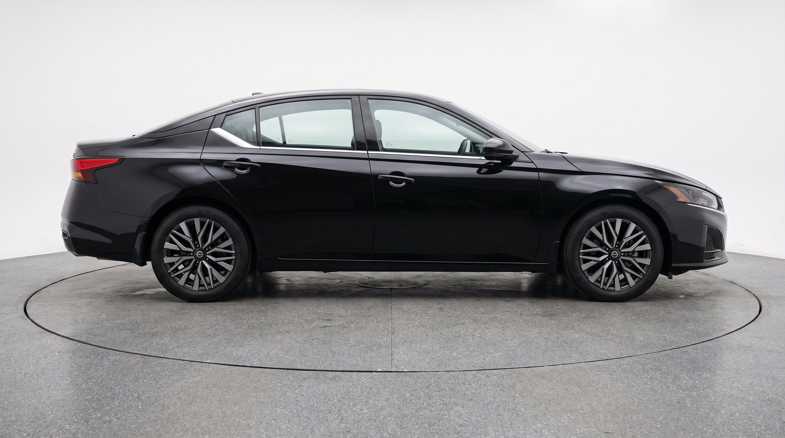 Thumbnail: 2026 Nissan Altima - 10