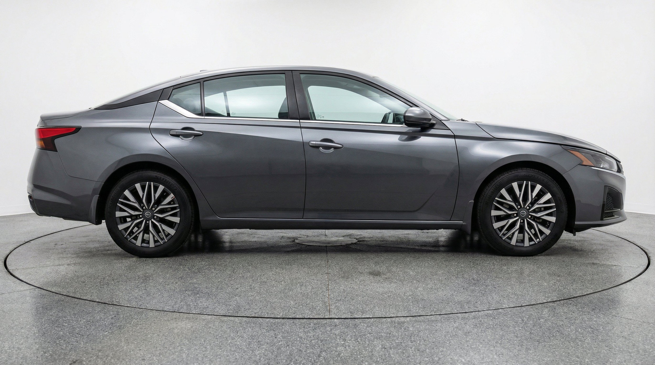 Thumbnail: 2025 Nissan Altima - 10