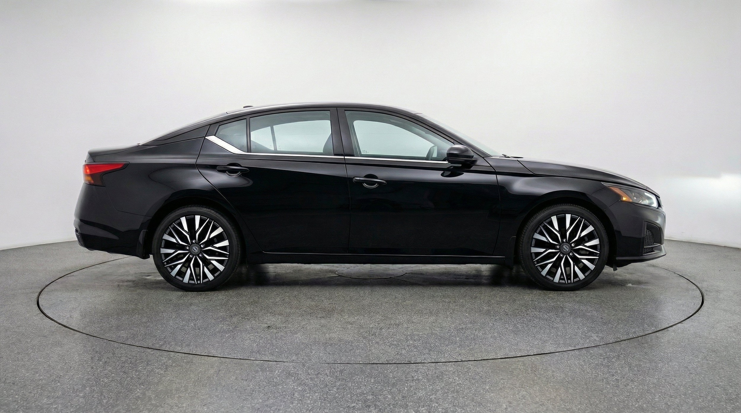 Thumbnail: 2026 Nissan Altima - 10