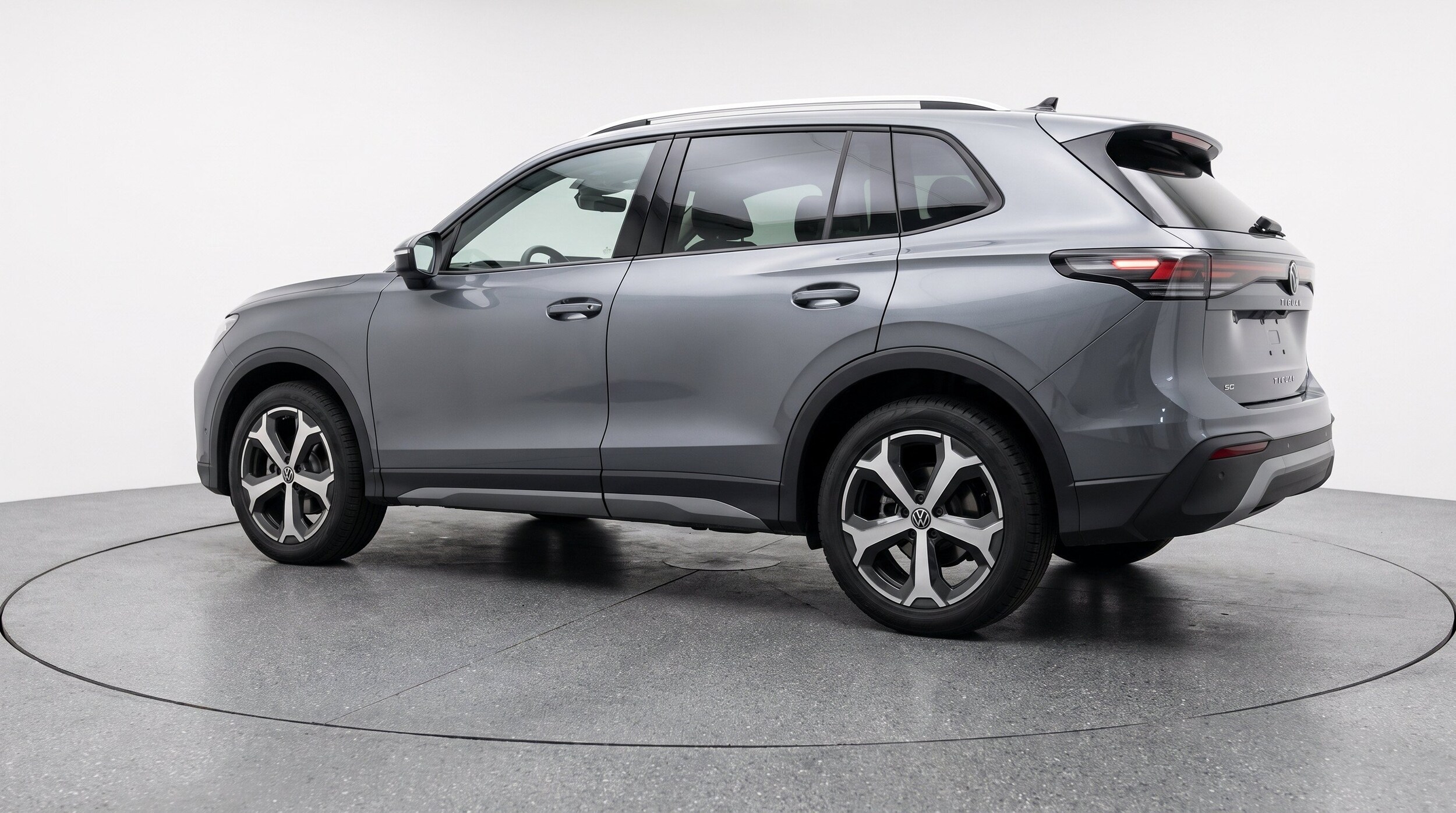 Thumbnail: 2026 Volkswagen Tiguan - 6