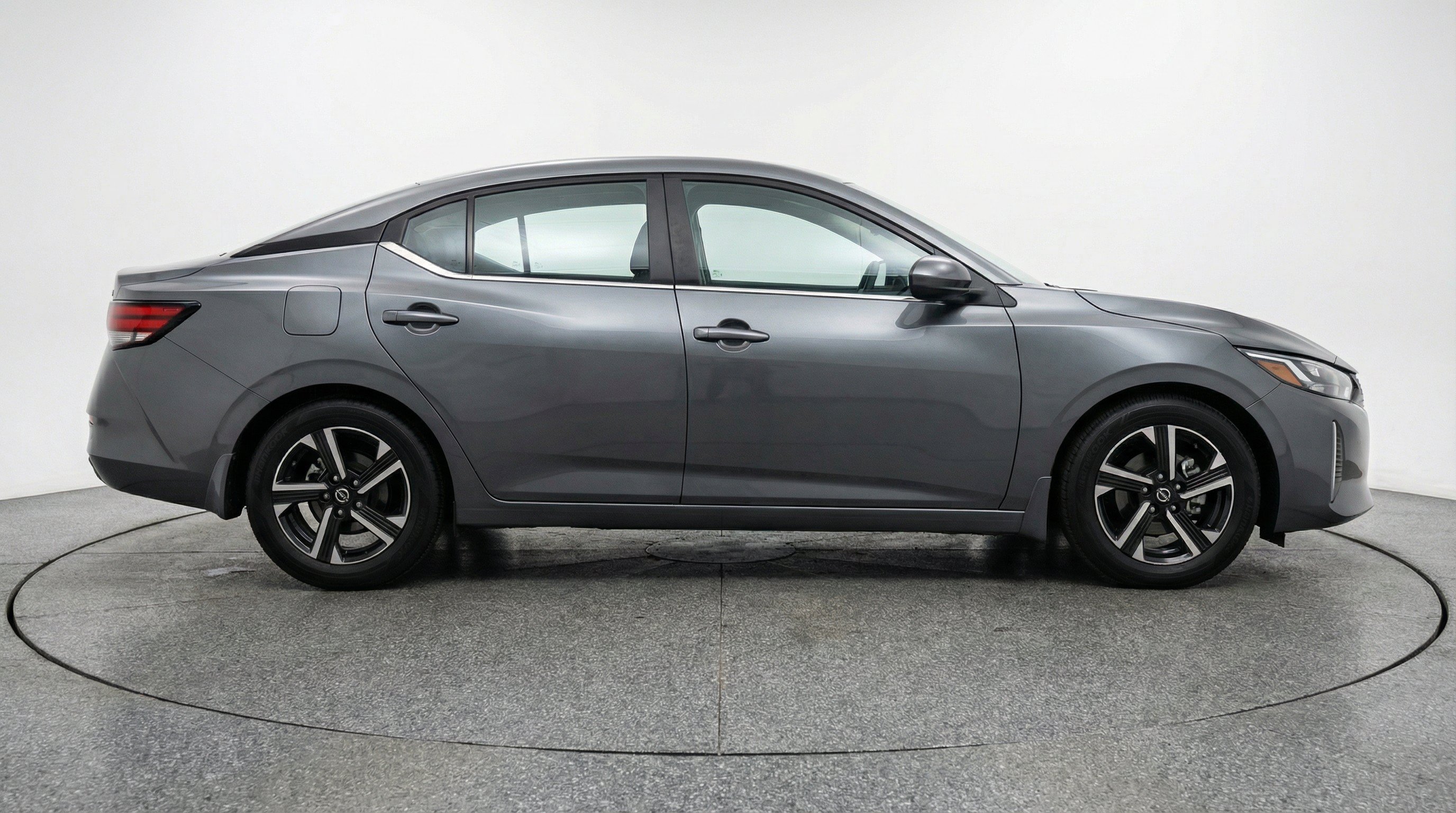 Thumbnail: 2025 Nissan Sentra - 10