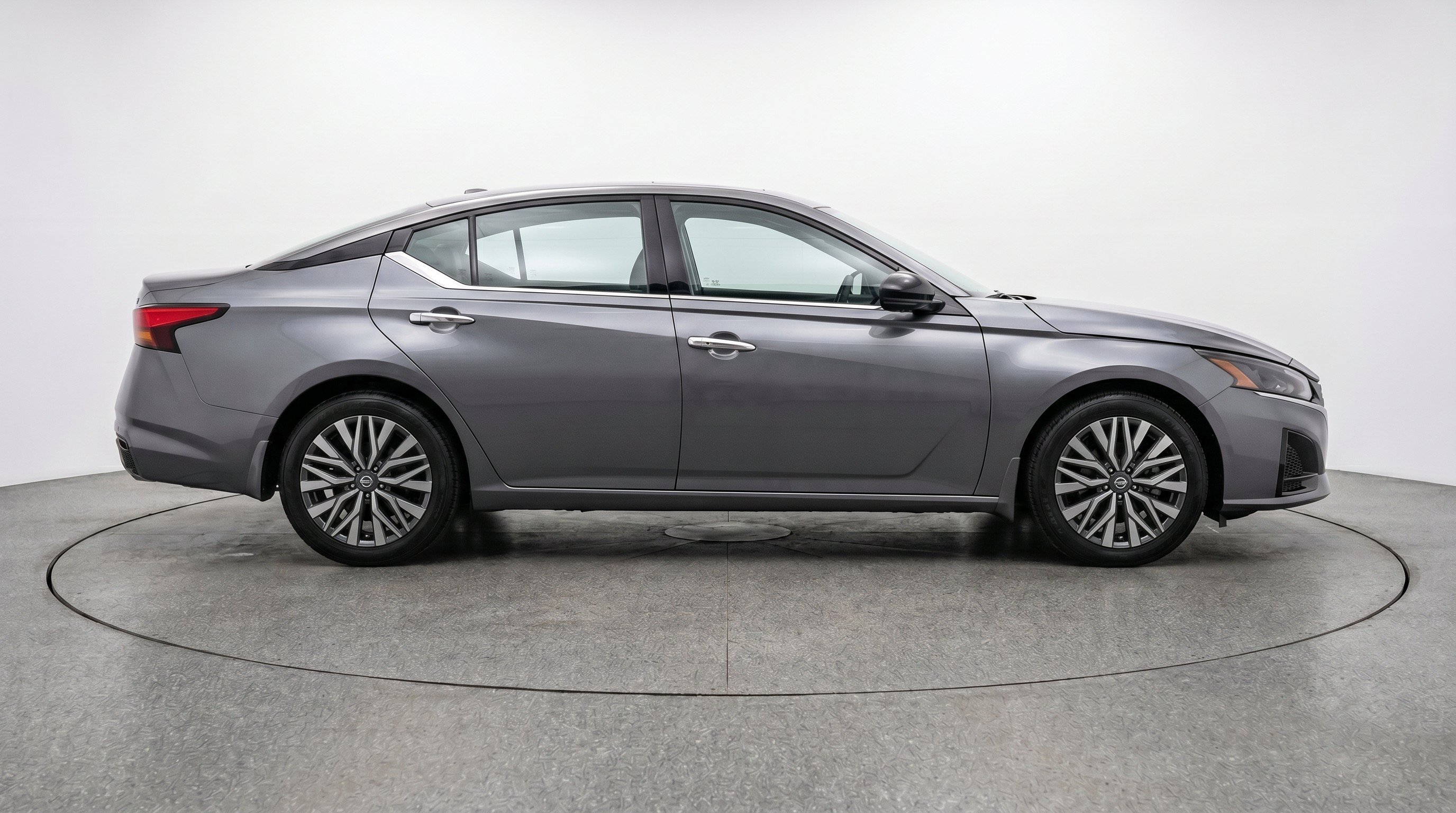 Thumbnail: 2025 Nissan Altima - 10