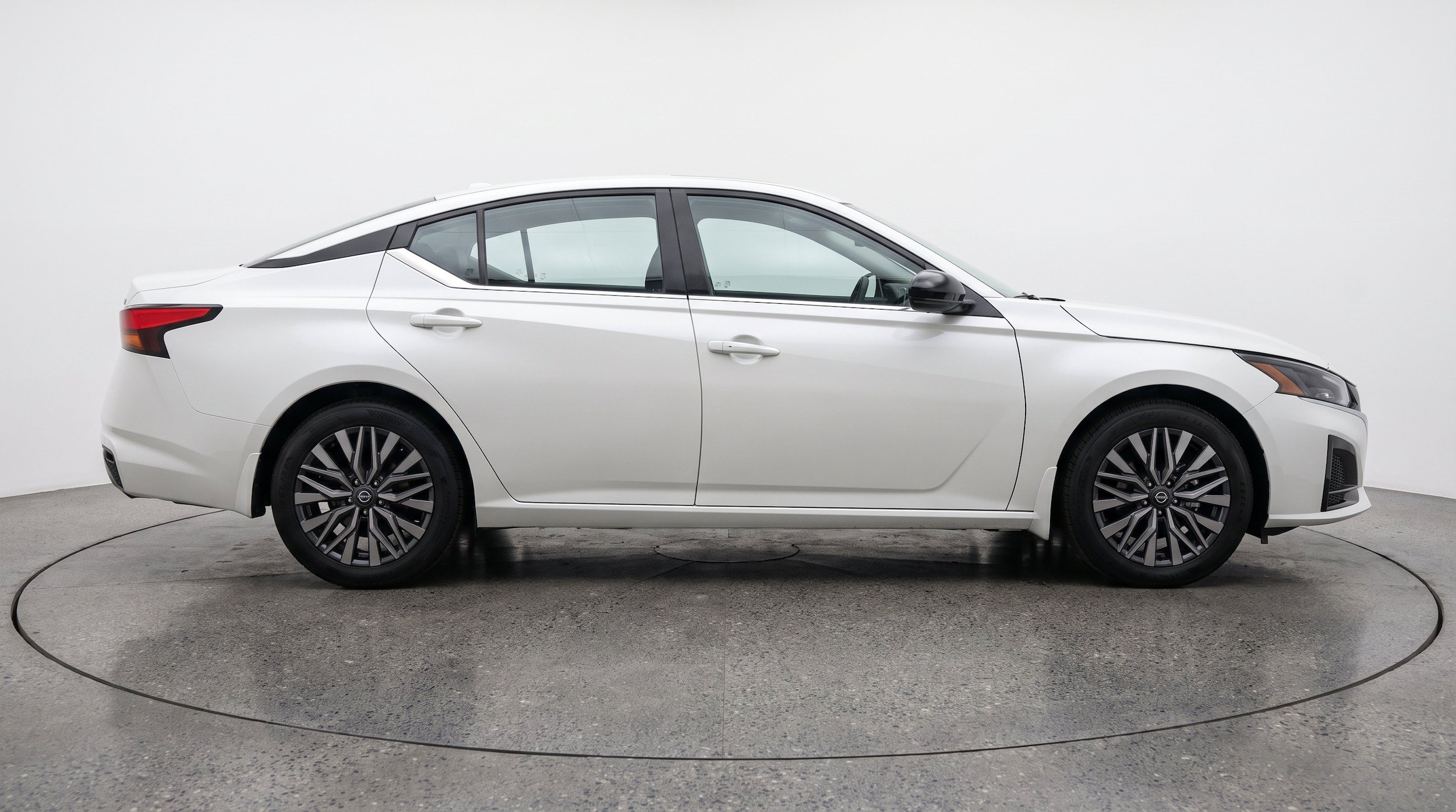 Thumbnail: 2026 Nissan Altima - 10