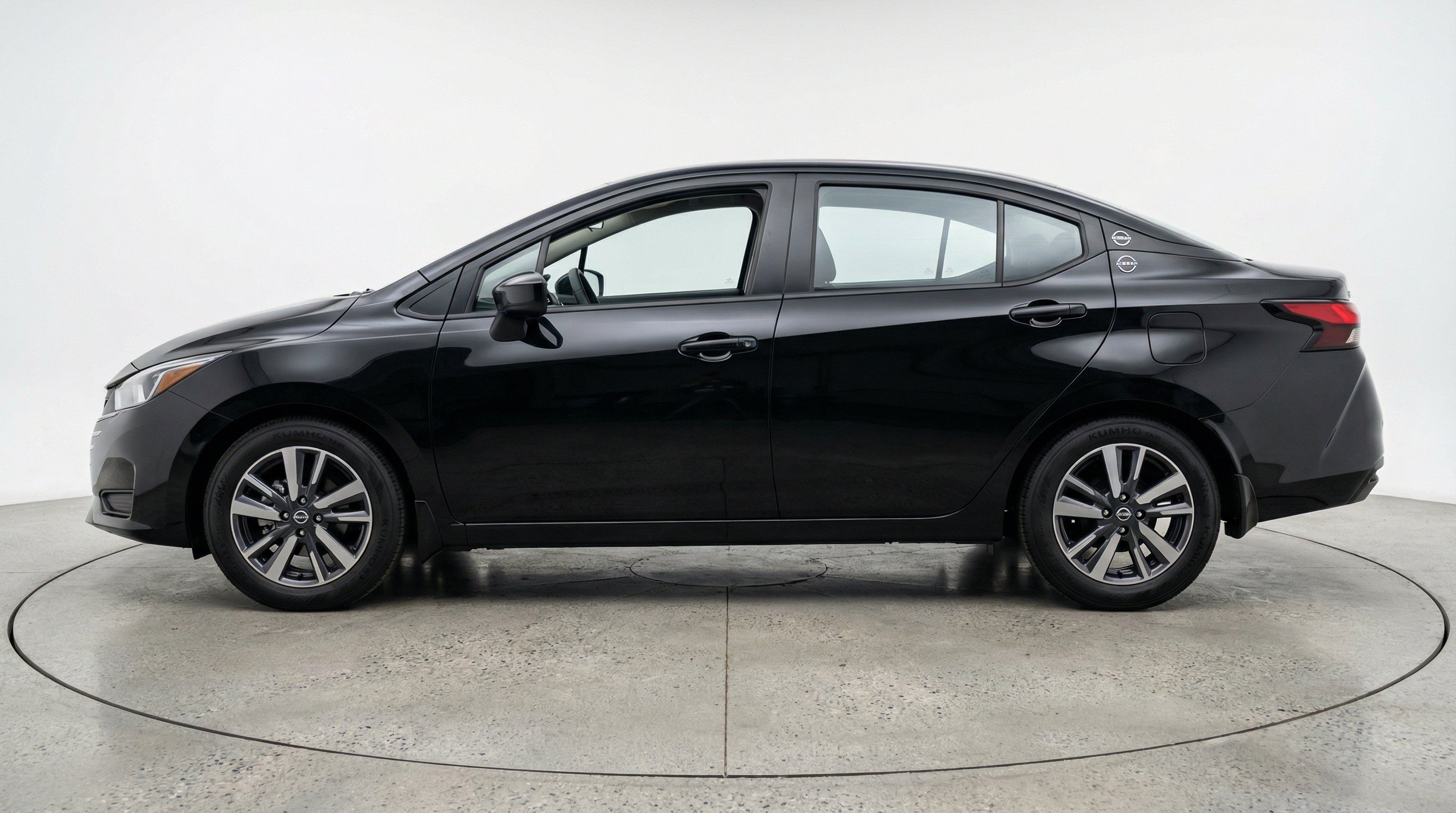 Thumbnail: 2025 Nissan Versa - 5