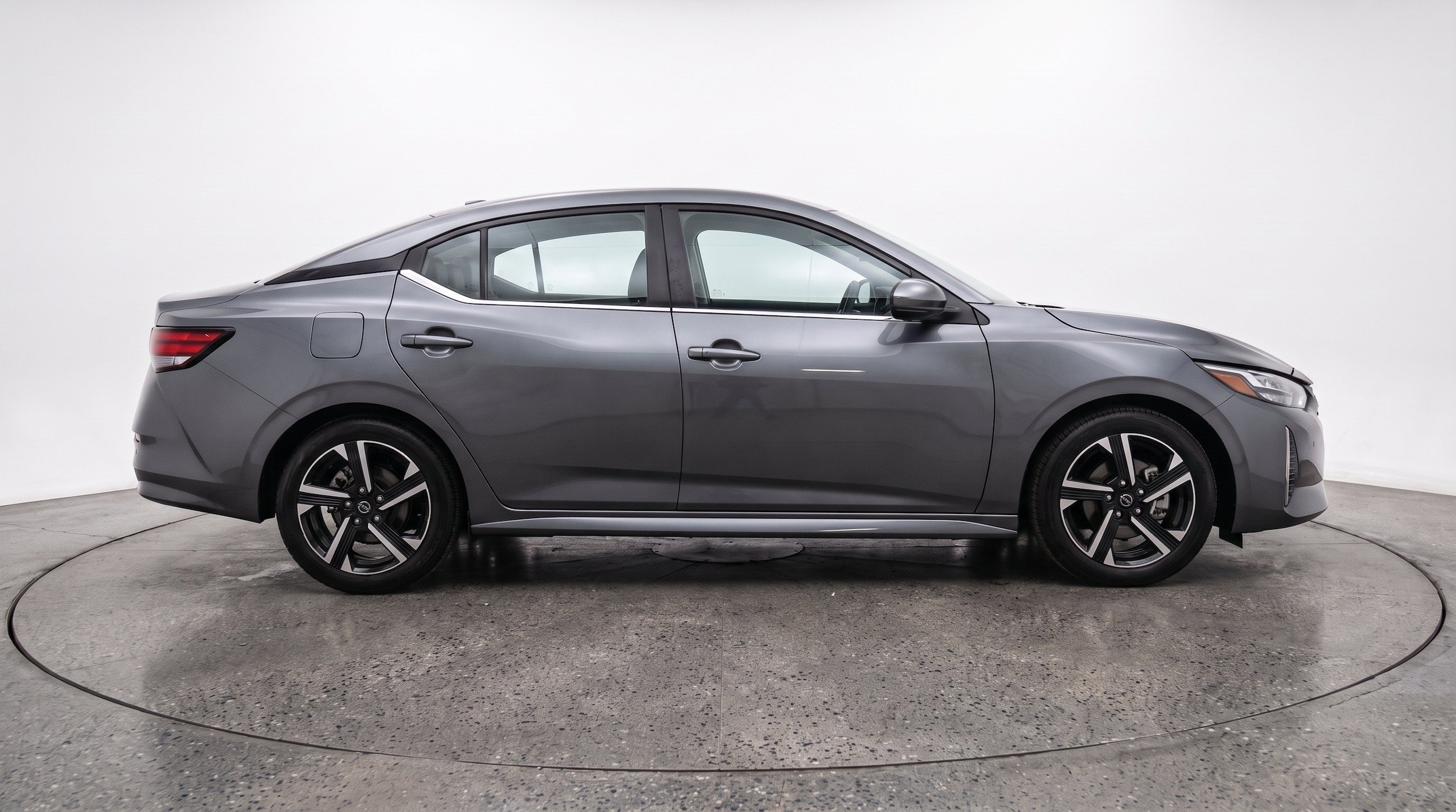 Thumbnail: 2025 Nissan Sentra - 10