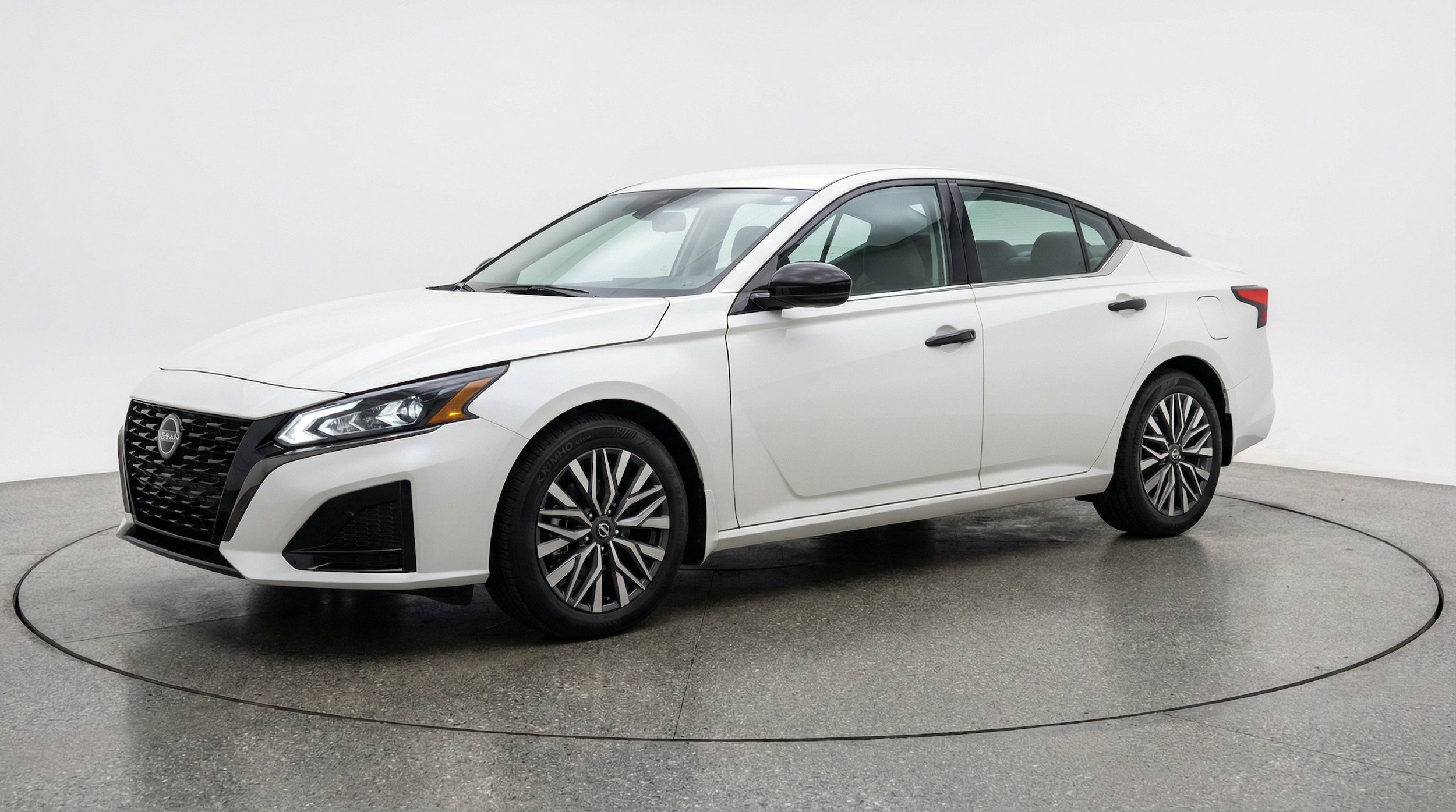 Thumbnail: 2025 Nissan Altima - 3