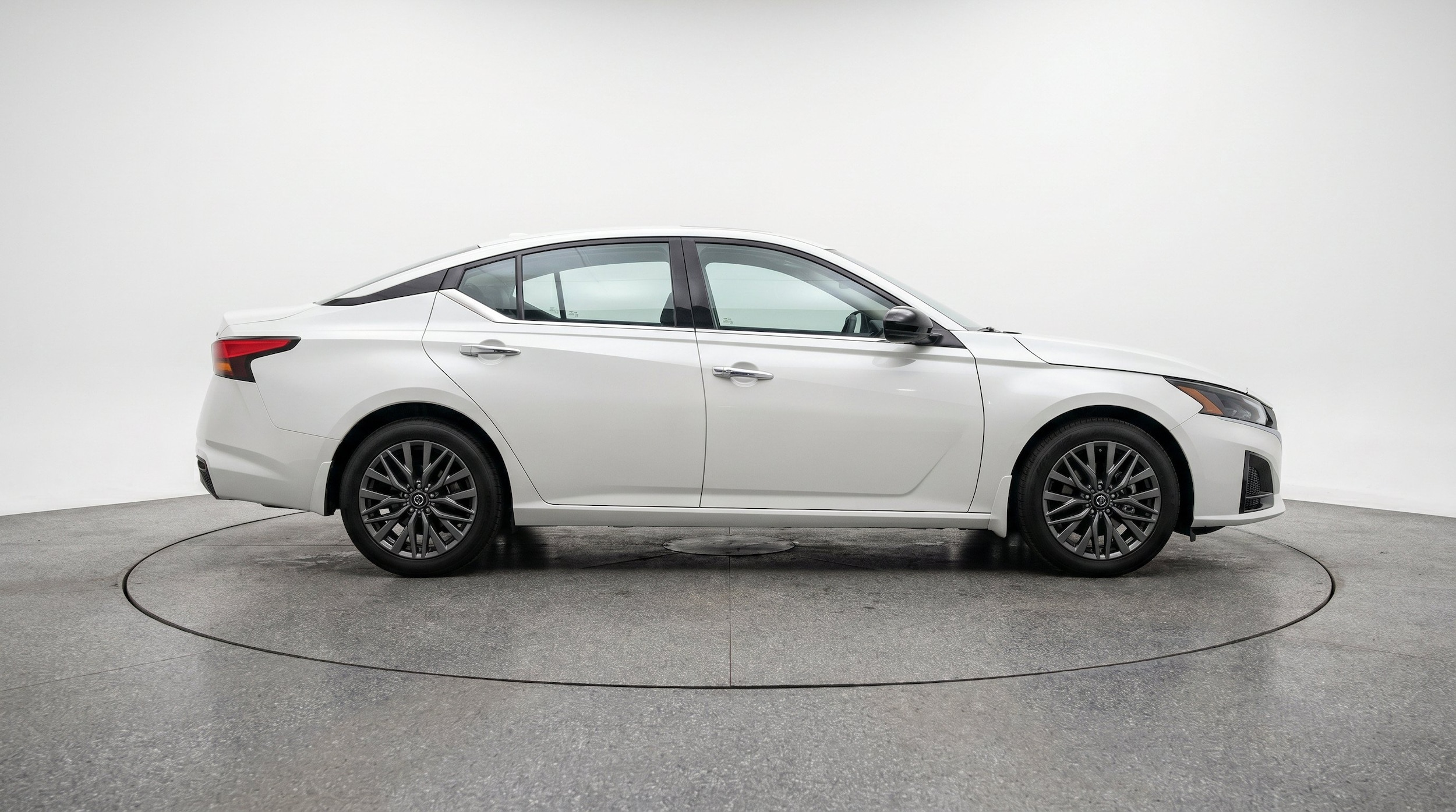 Thumbnail: 2025 Nissan Altima - 10