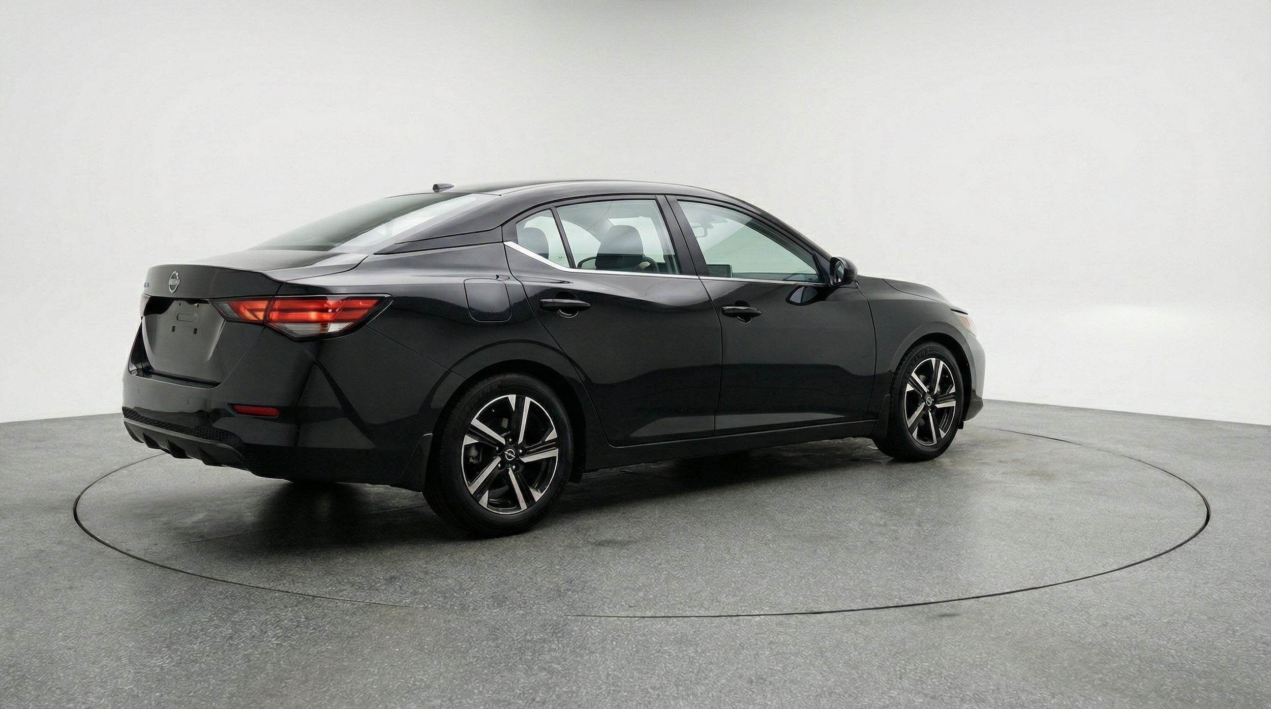 Thumbnail: 2025 Nissan Sentra - 9