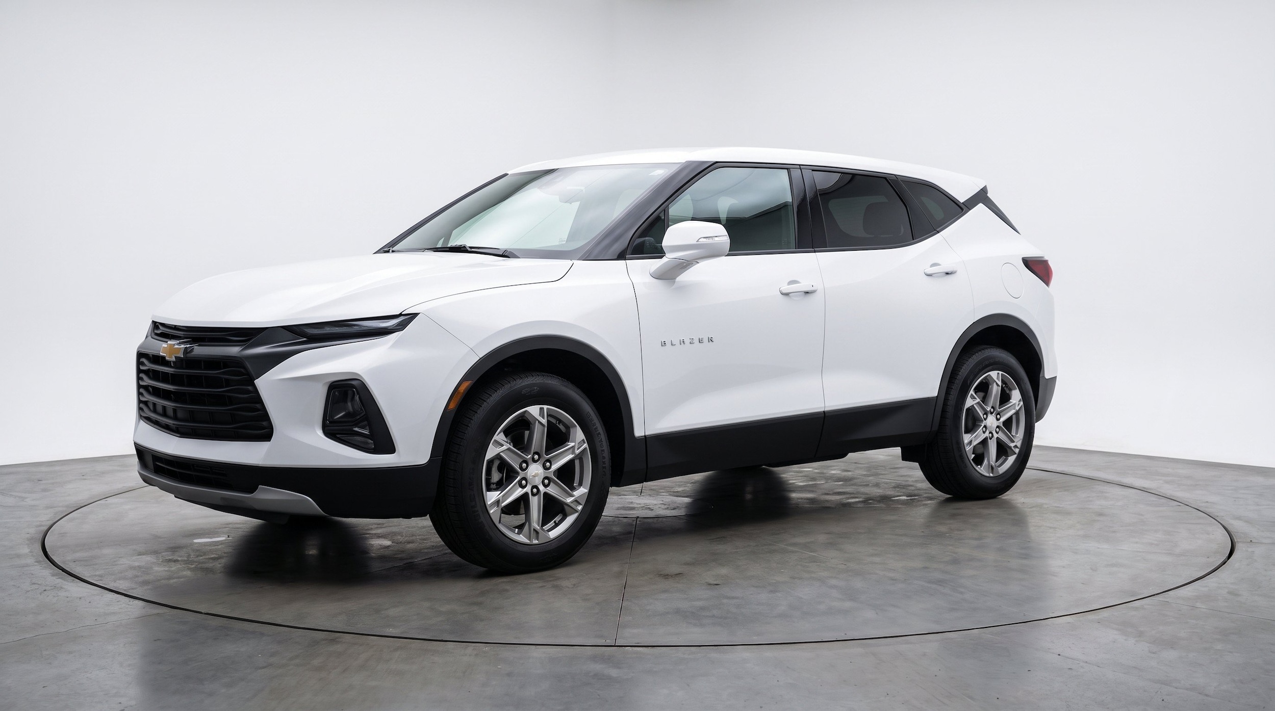 Thumbnail: 2026 Chevrolet Blazer - 3
