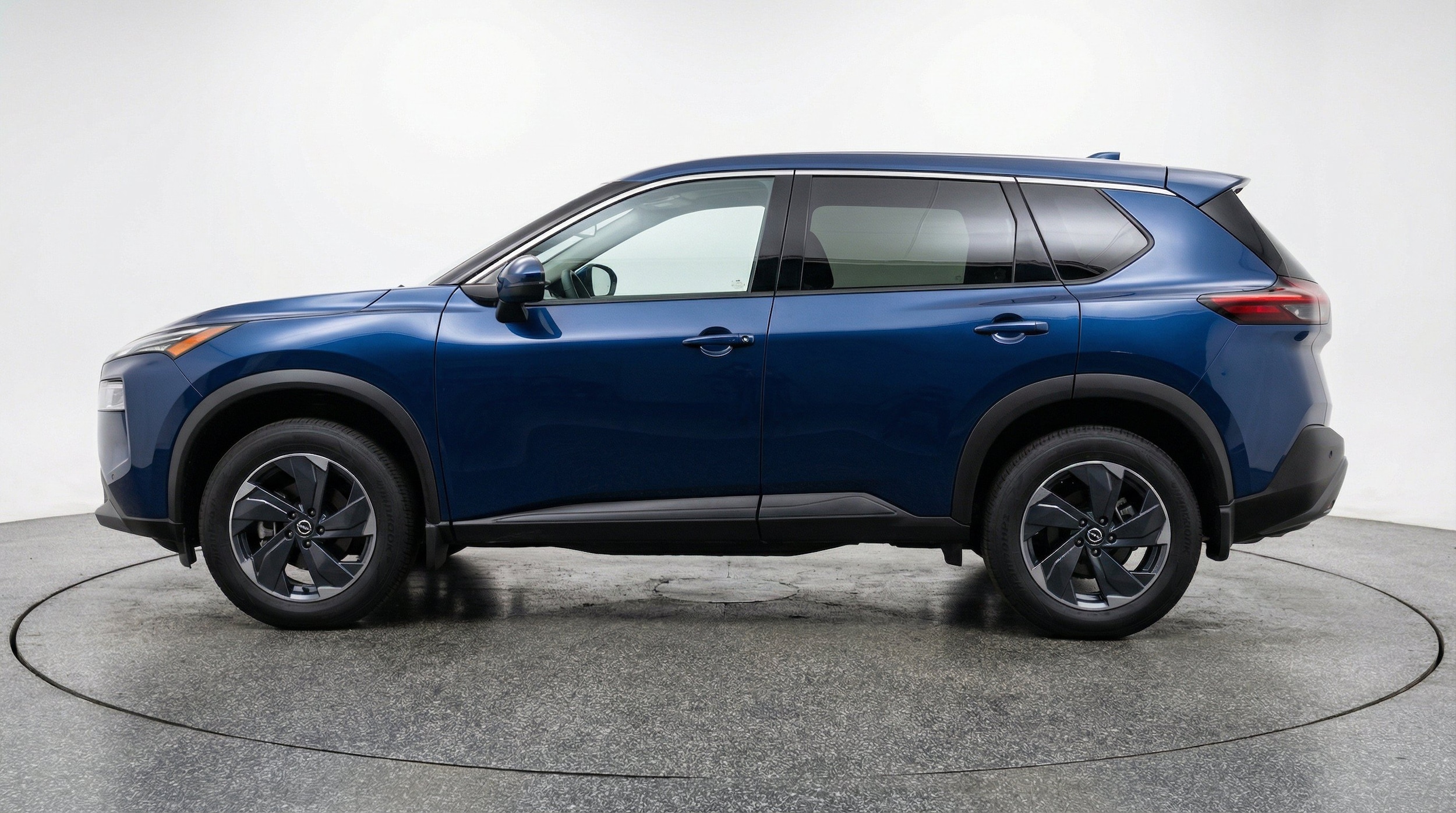 Thumbnail: 2025 Nissan Rogue - 5