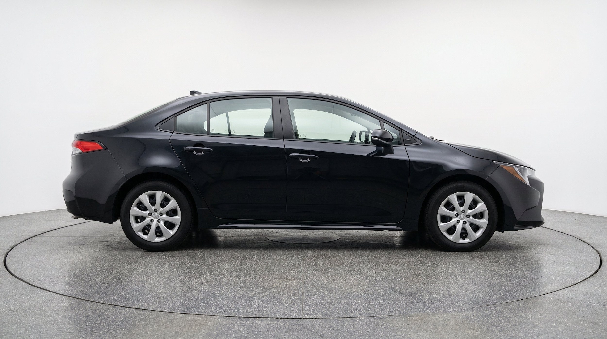 Thumbnail: 2025 Toyota Corolla - 10