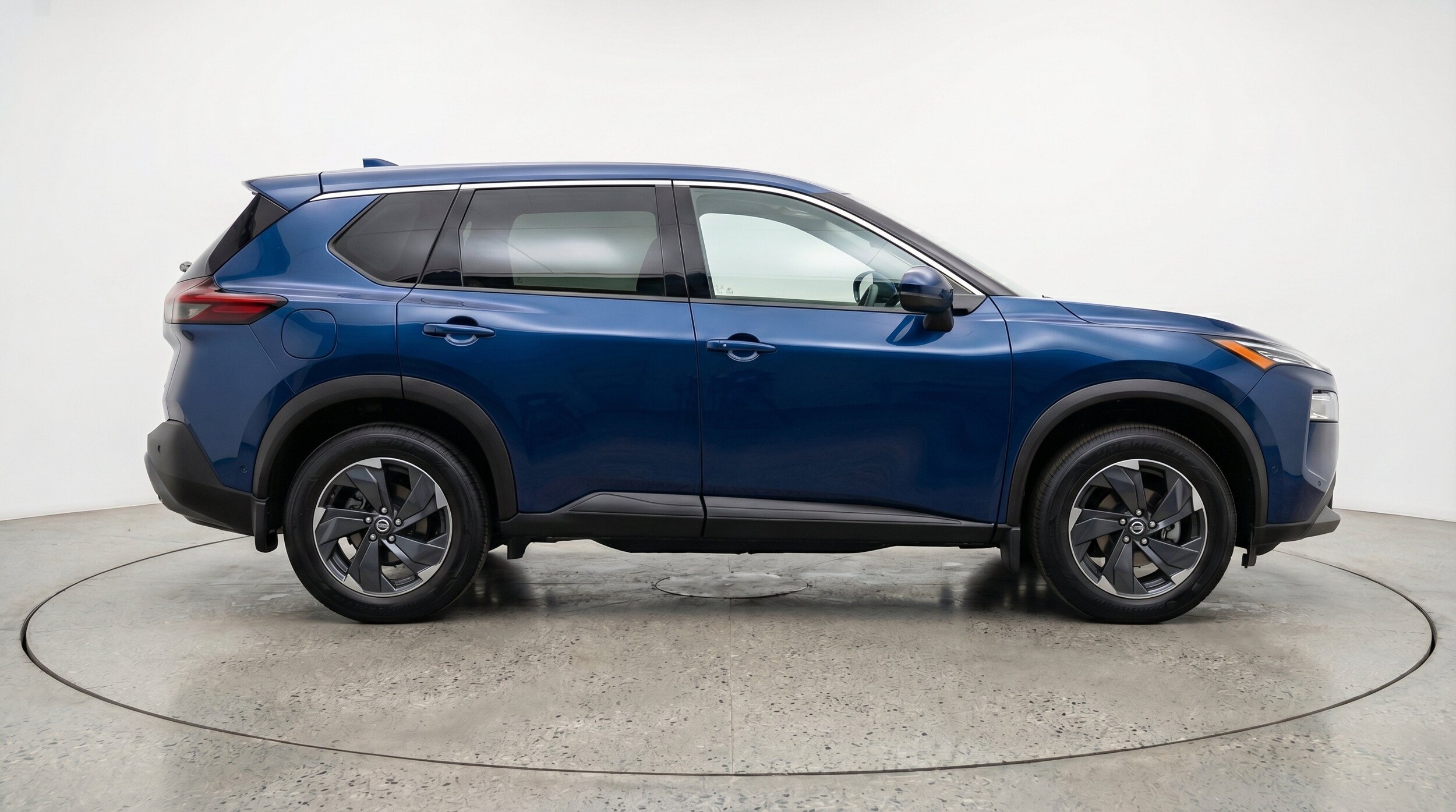 Thumbnail: 2025 Nissan Rogue - 10