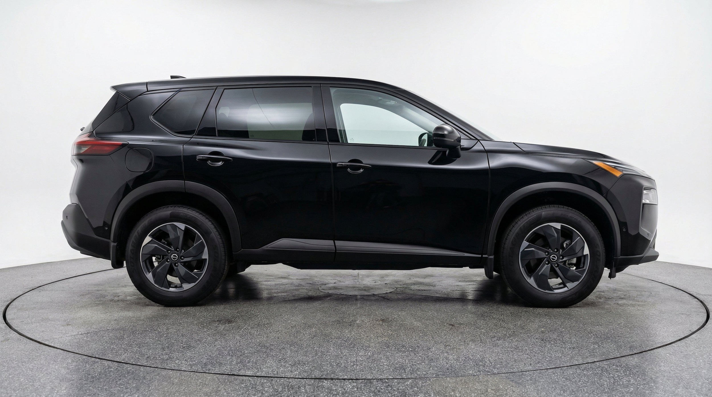 Thumbnail: 2025 Nissan Rogue - 10