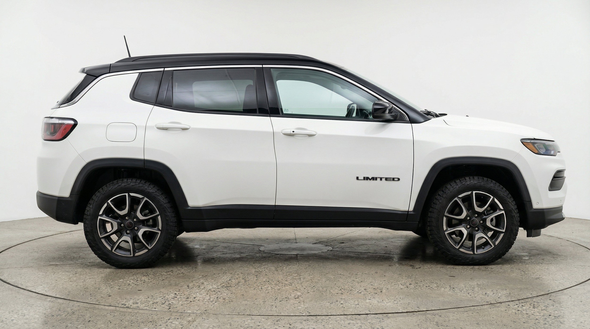 Thumbnail: 2025 Jeep Compass - 11