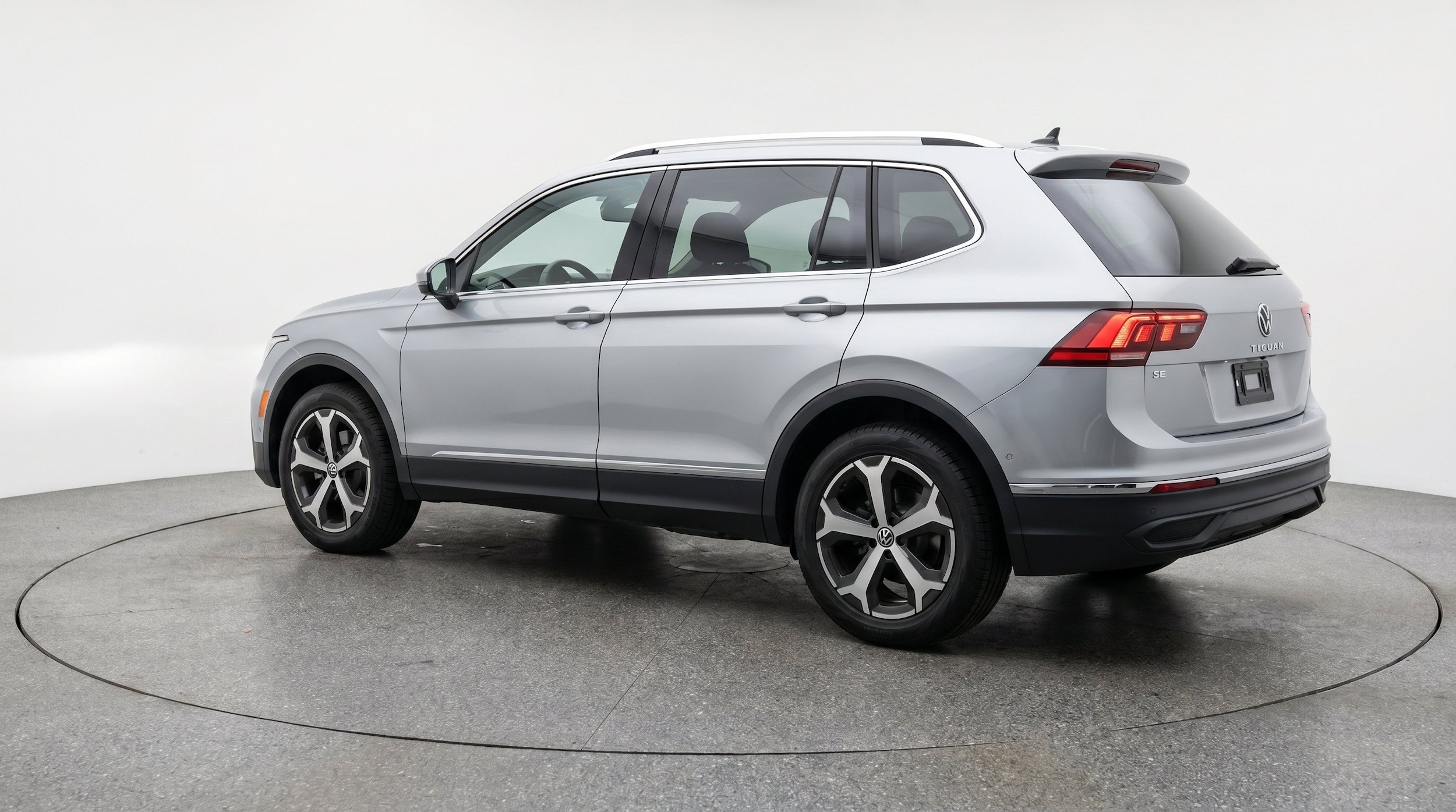 Thumbnail: 2026 Volkswagen Tiguan - 6