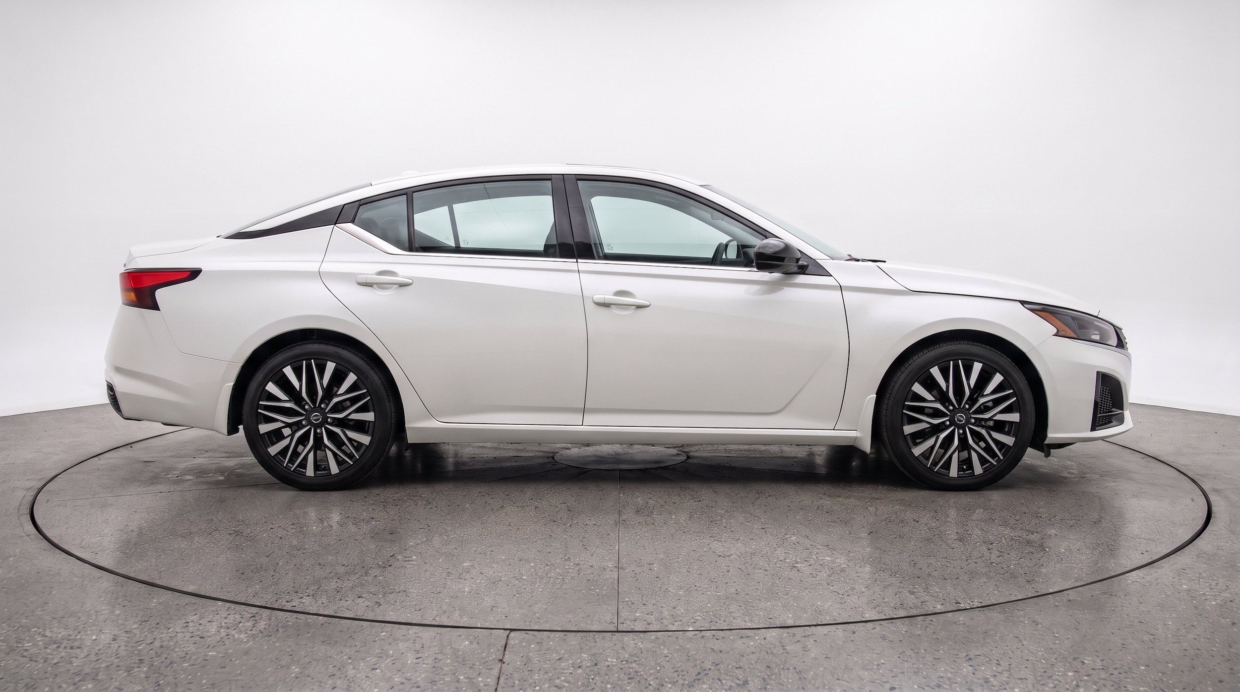 Thumbnail: 2026 Nissan Altima - 10
