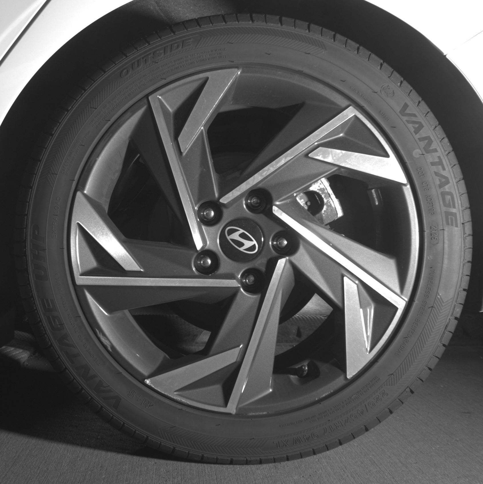 Thumbnail: 2025 Hyundai Elantra - 14