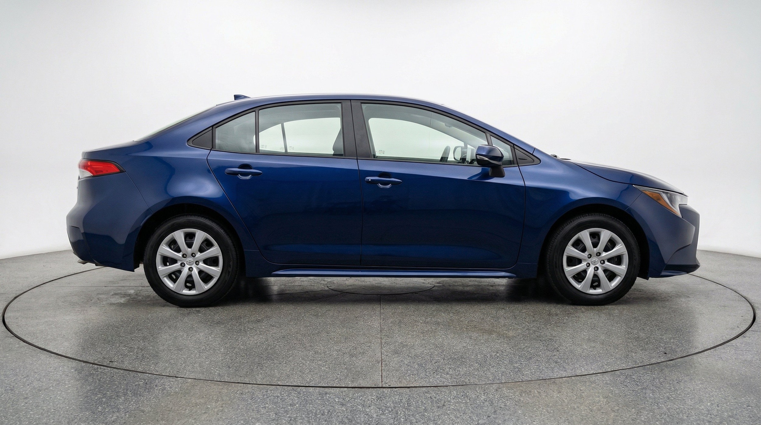 Thumbnail: 2025 Toyota Corolla - 10